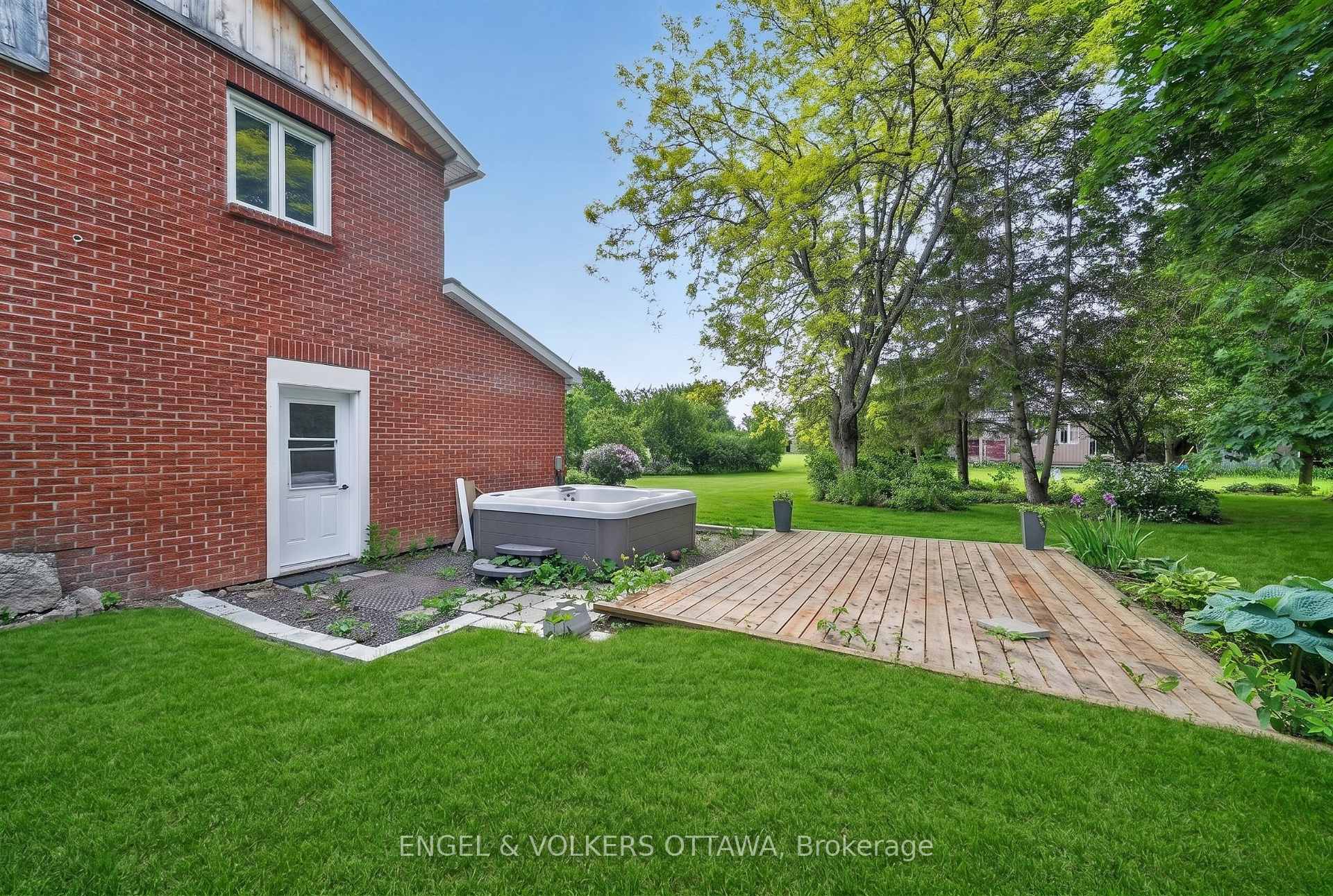 Photo 37 of 14120 County Road 13, North Stormont, North Stormont (Finch) Twp — HOMEH