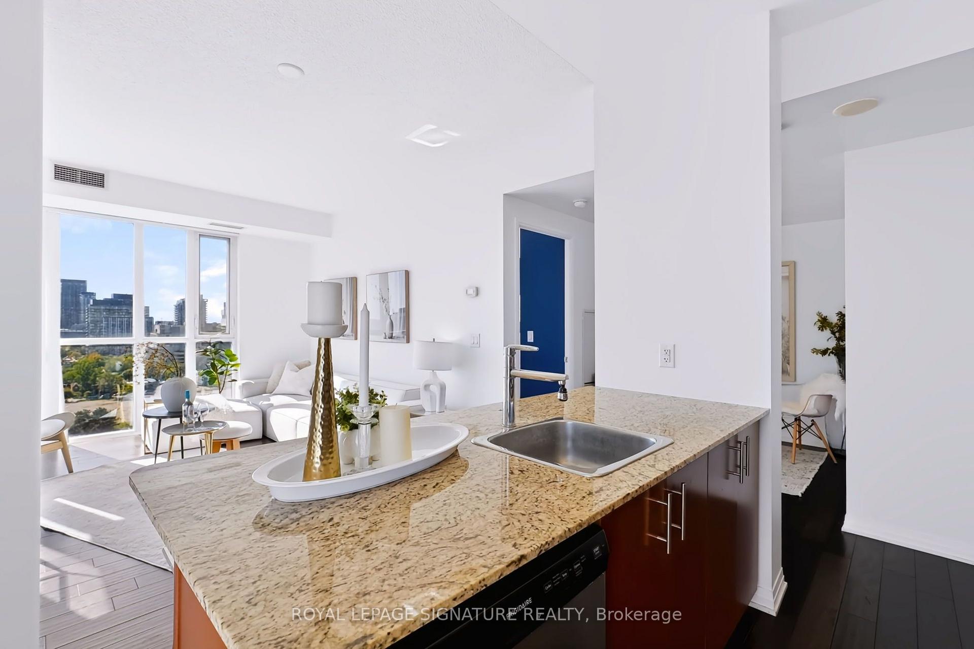 Photo 19 of Unit 1405, 25 Cole Street, Toronto, Regent Park — HOMEH