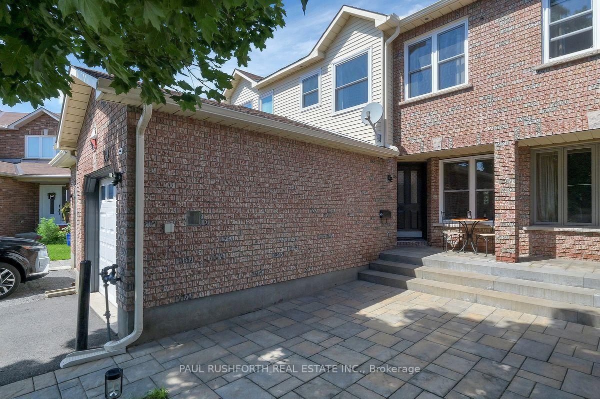 Photo 2 of 29 Grenadier Way, Ottawa, Barrhaven - Longfields — HOMEH