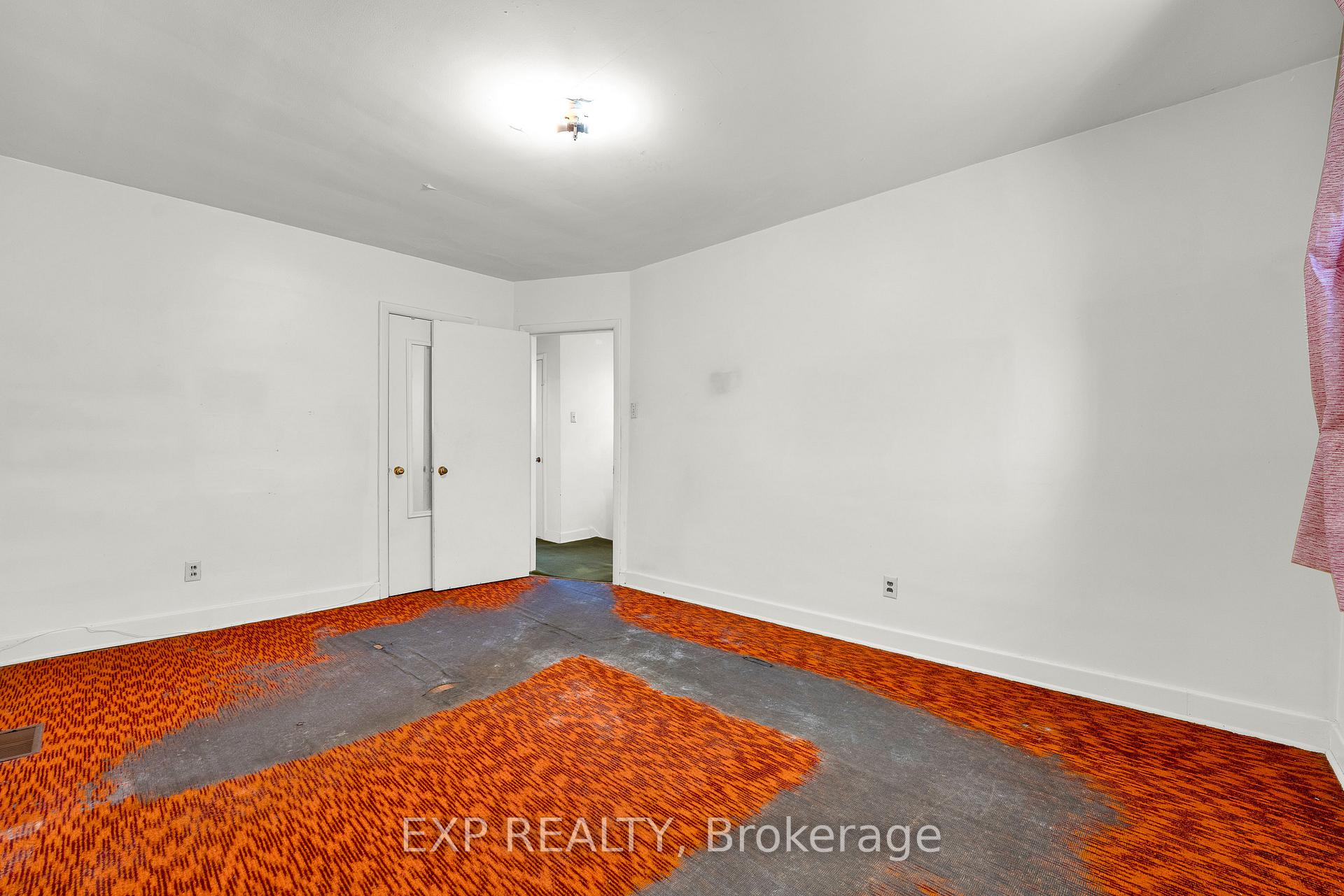 Photo 20 of 1245 Dorchester Avenue, Ottawa, Carlington — HOMEH
