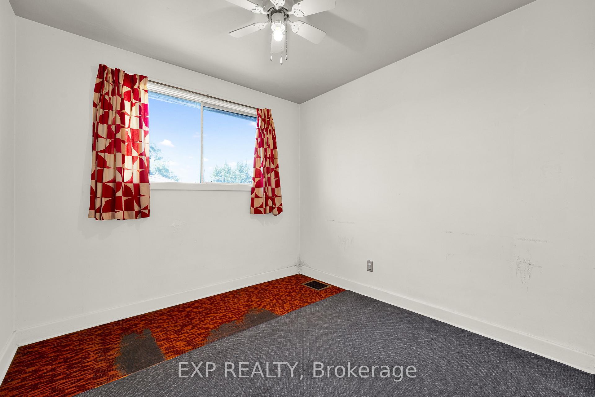 Photo 23 of 1245 Dorchester Avenue, Ottawa, Carlington — HOMEH