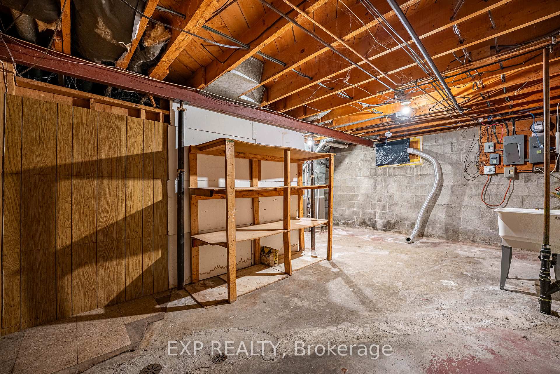 Photo 31 of 1245 Dorchester Avenue, Ottawa, Carlington — HOMEH