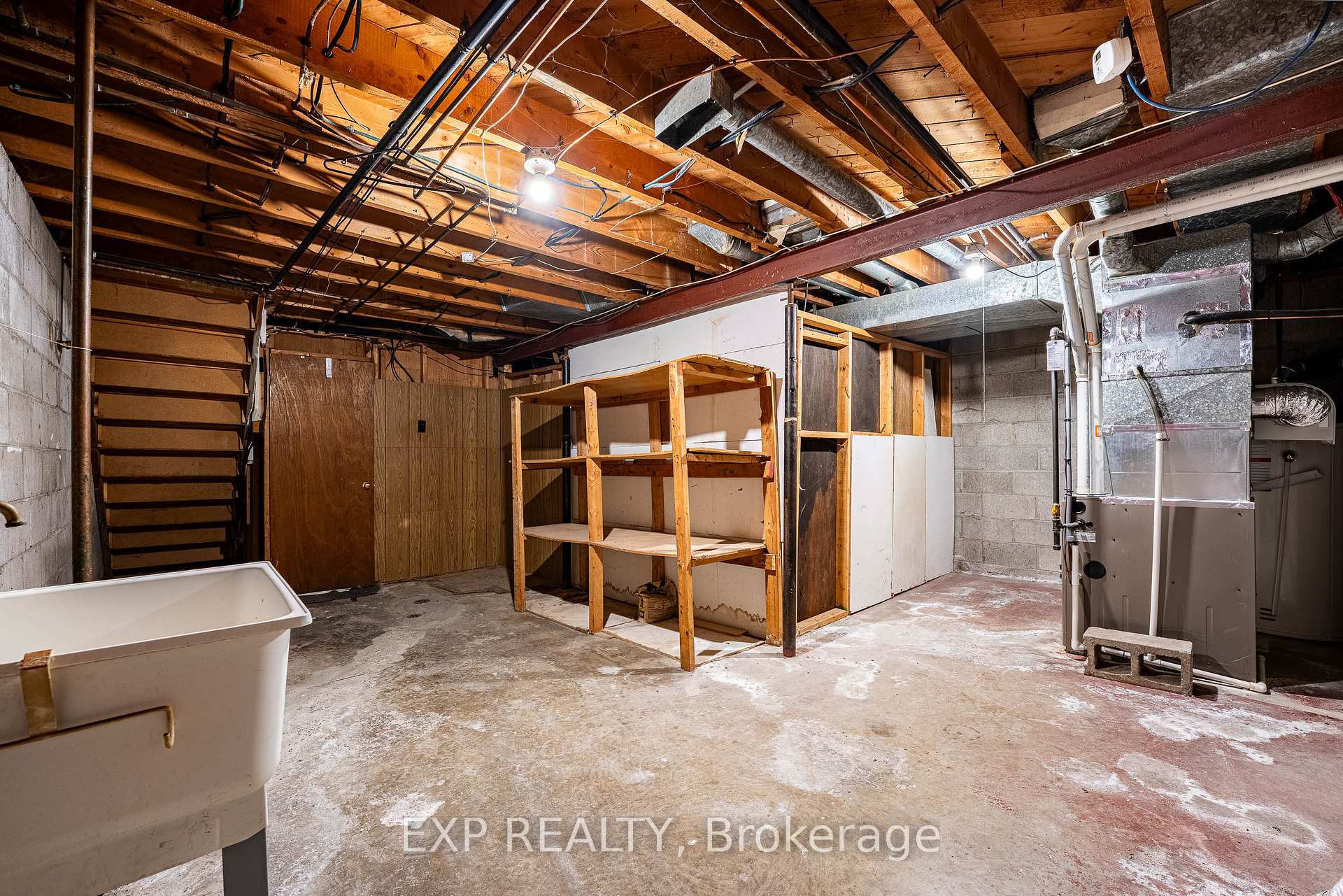 Photo 32 of 1245 Dorchester Avenue, Ottawa, Carlington — HOMEH