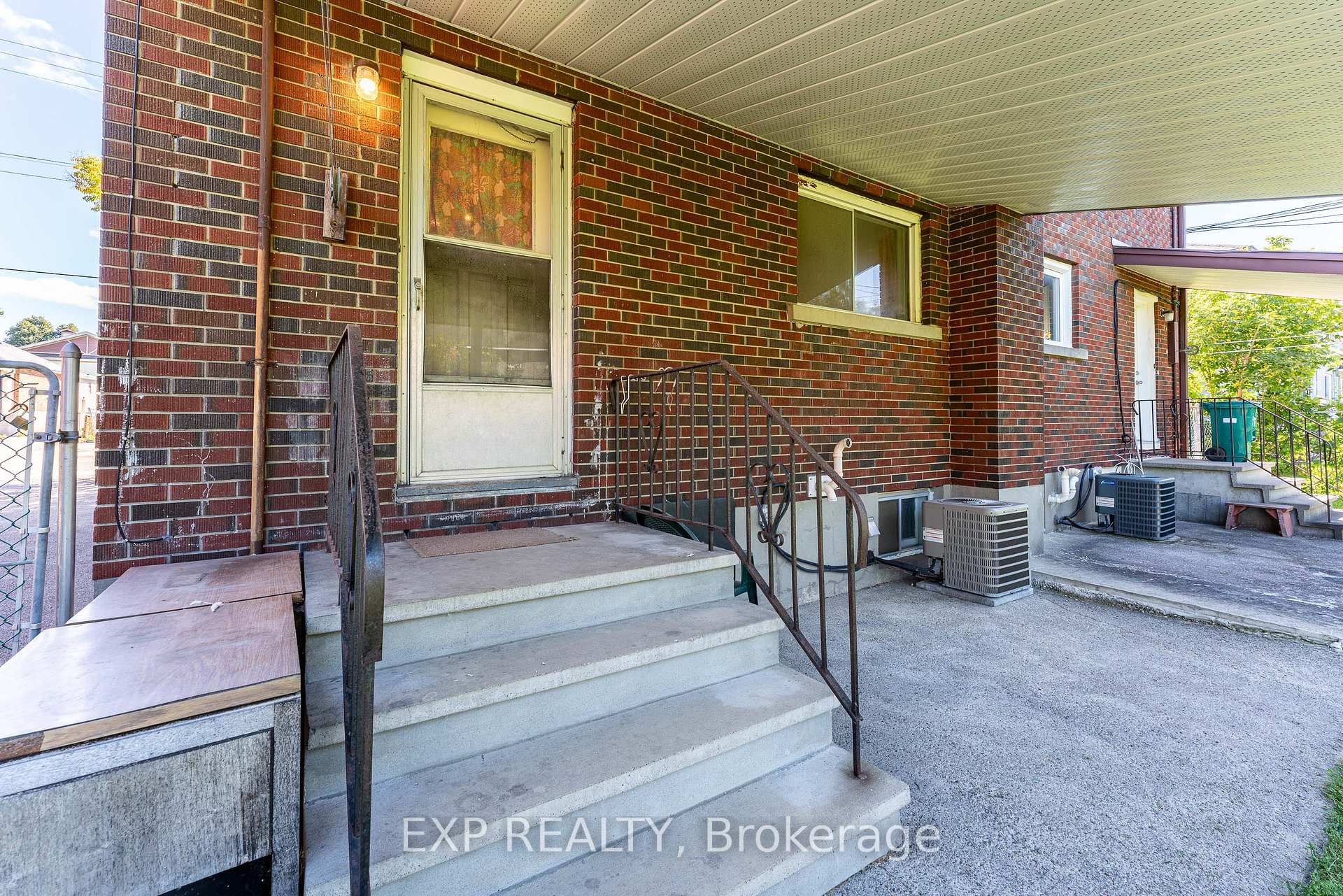 Photo 34 of 1245 Dorchester Avenue, Ottawa, Carlington — HOMEH