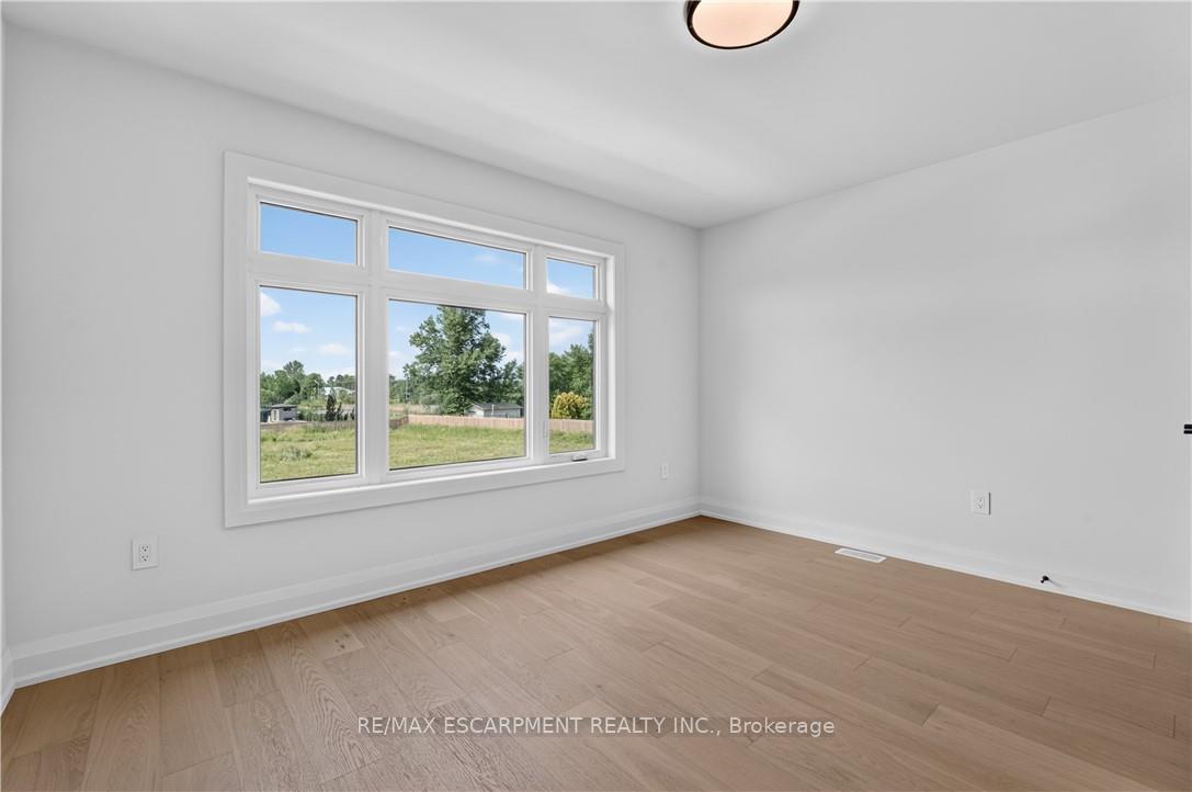 Photo 29 of 8905 Angie Drive, Niagara Falls, Forestview — HOMEH