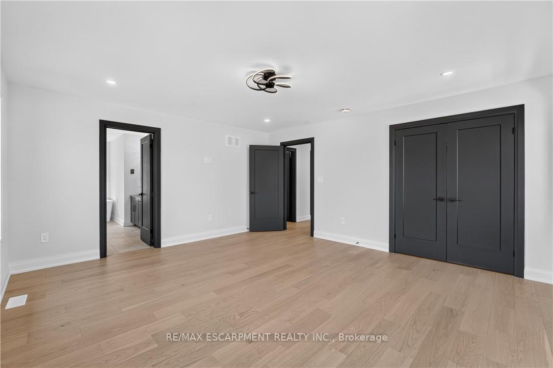 Photo 40 of 8905 Angie Drive, Niagara Falls, Forestview — HOMEH