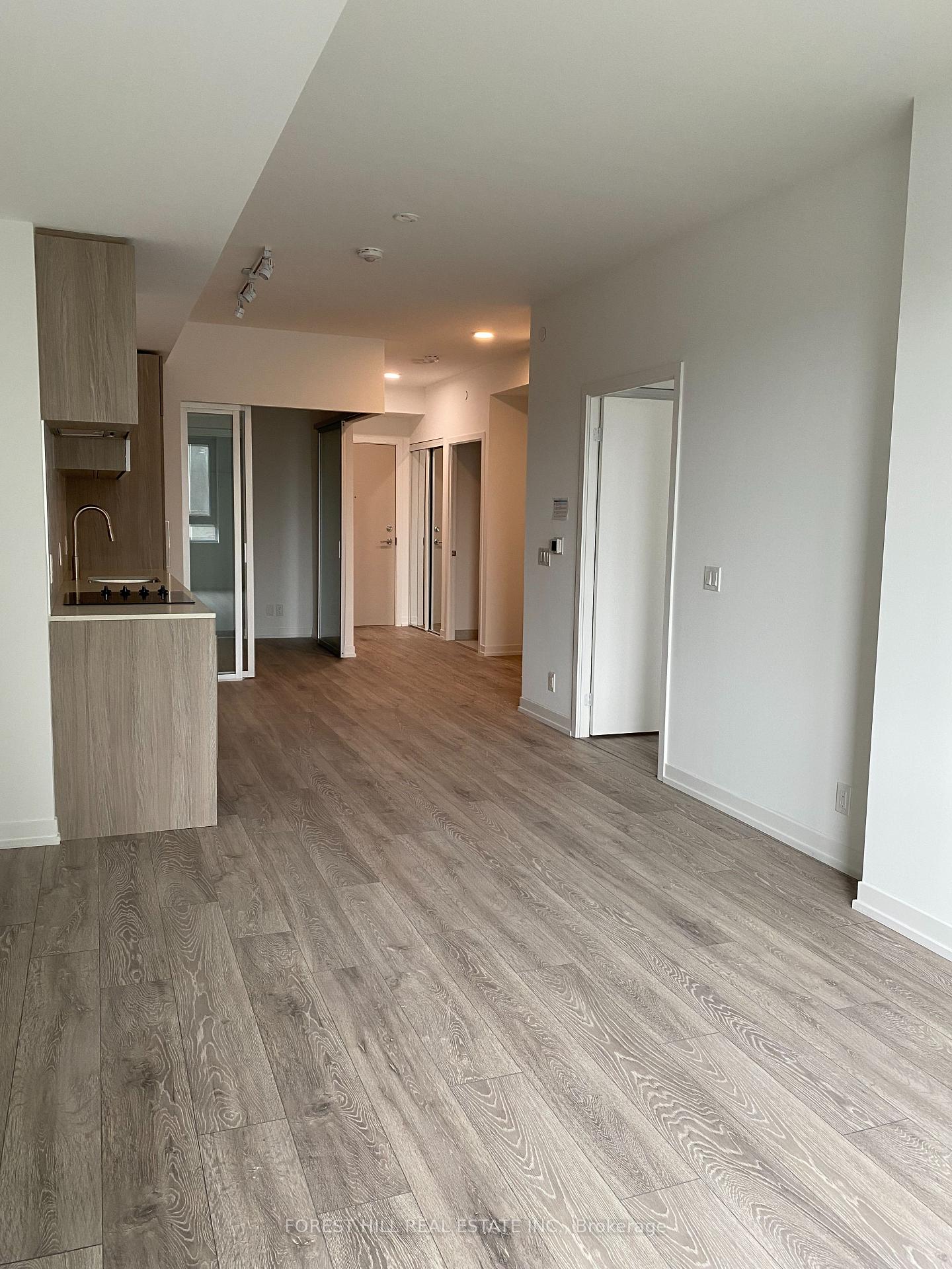 Photo 6 of Unit 302, 2020 Bathurst Street, Toronto, Humewood-Cedarvale — HOMEH