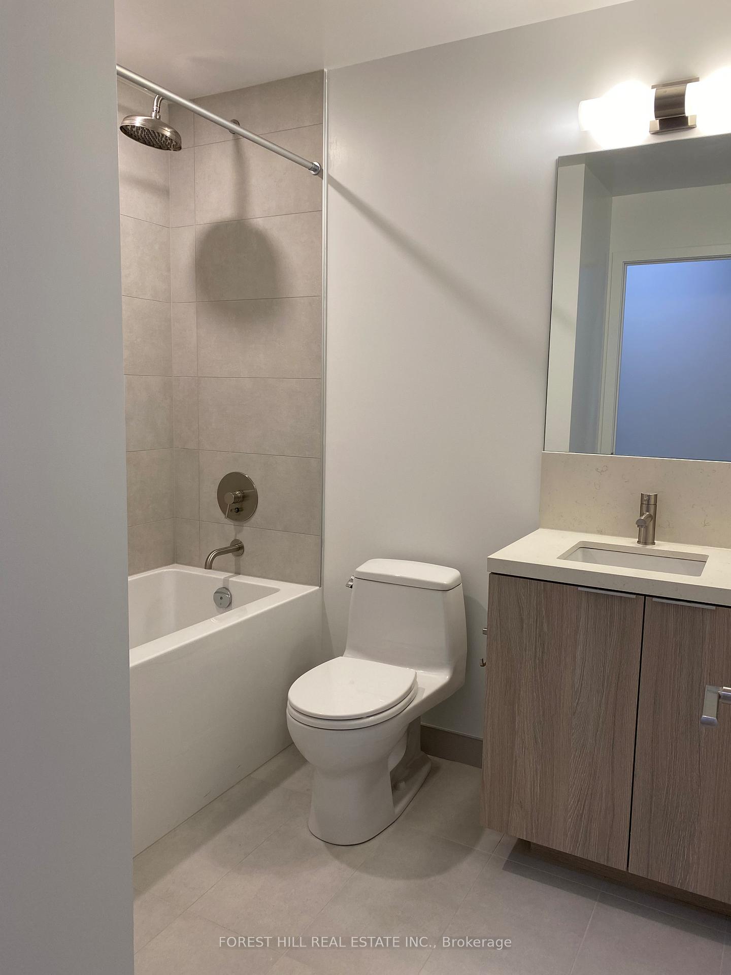 Photo 10 of Unit 302, 2020 Bathurst Street, Toronto, Humewood-Cedarvale — HOMEH