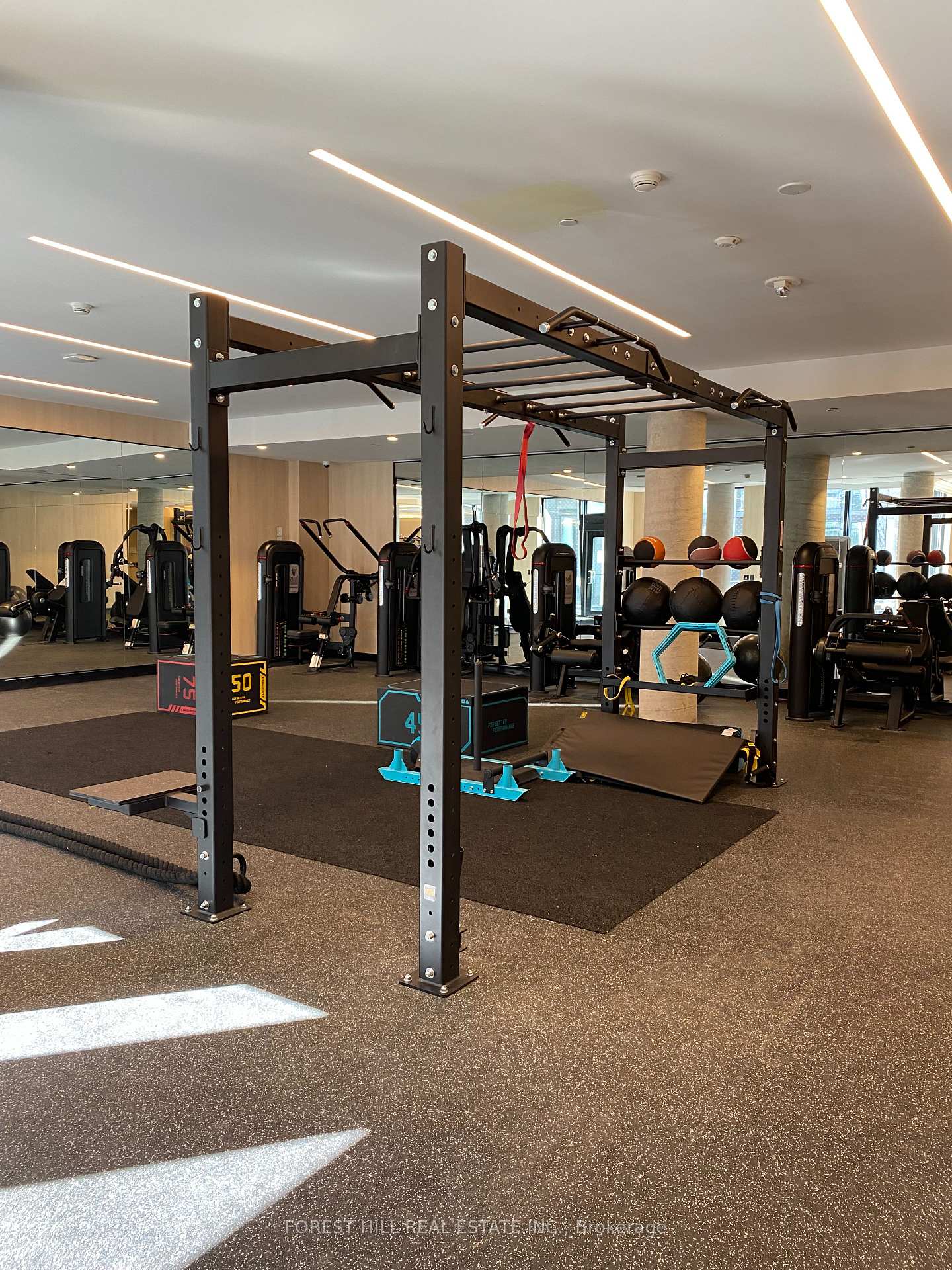 Photo 16 of Unit 302, 2020 Bathurst Street, Toronto, Humewood-Cedarvale — HOMEH