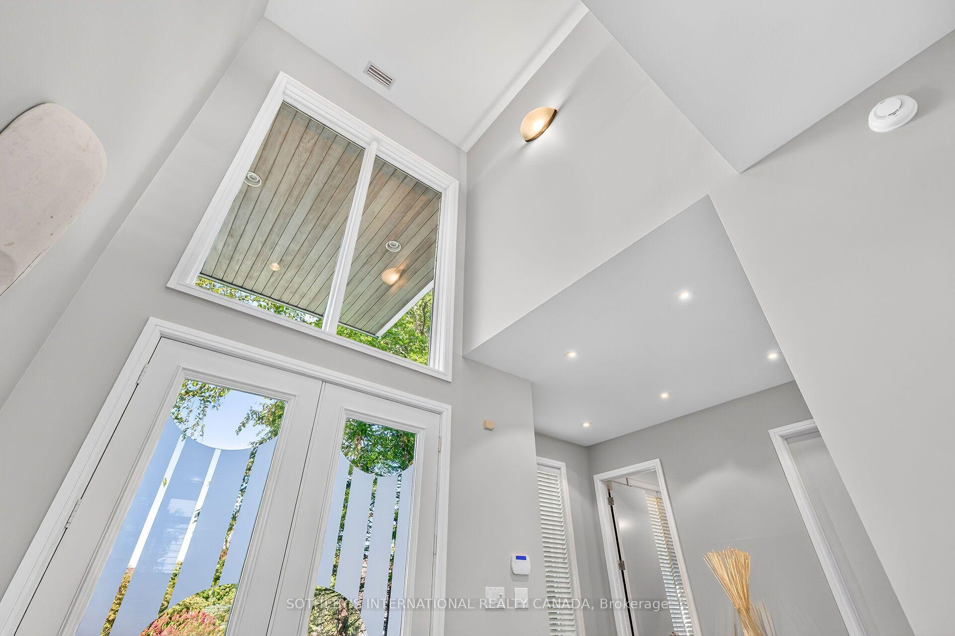 Photo 10 of 2 Anslow Court, Hamilton, Dundas — HOMEH