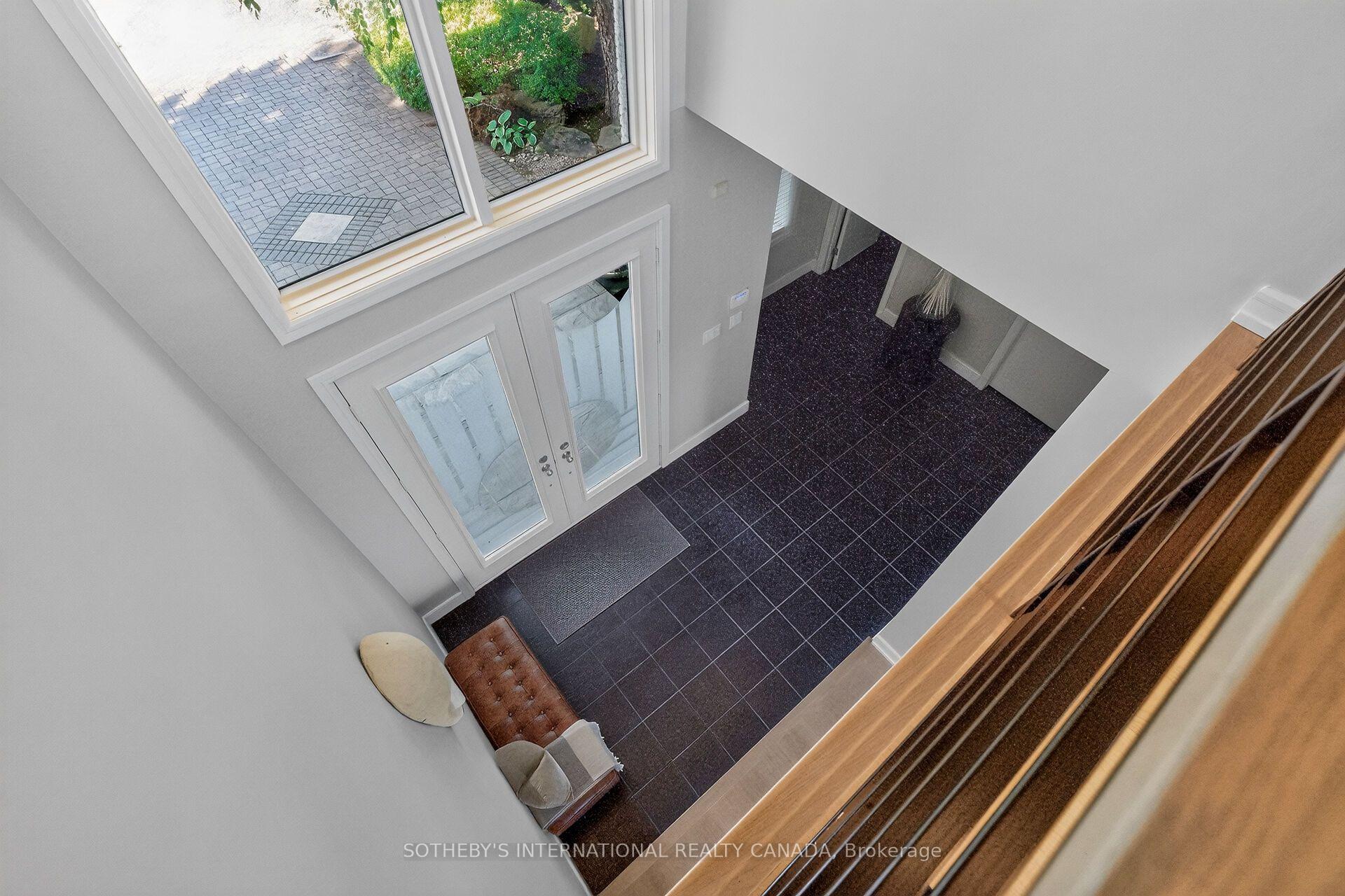 Photo 12 of 2 Anslow Court, Hamilton, Dundas — HOMEH