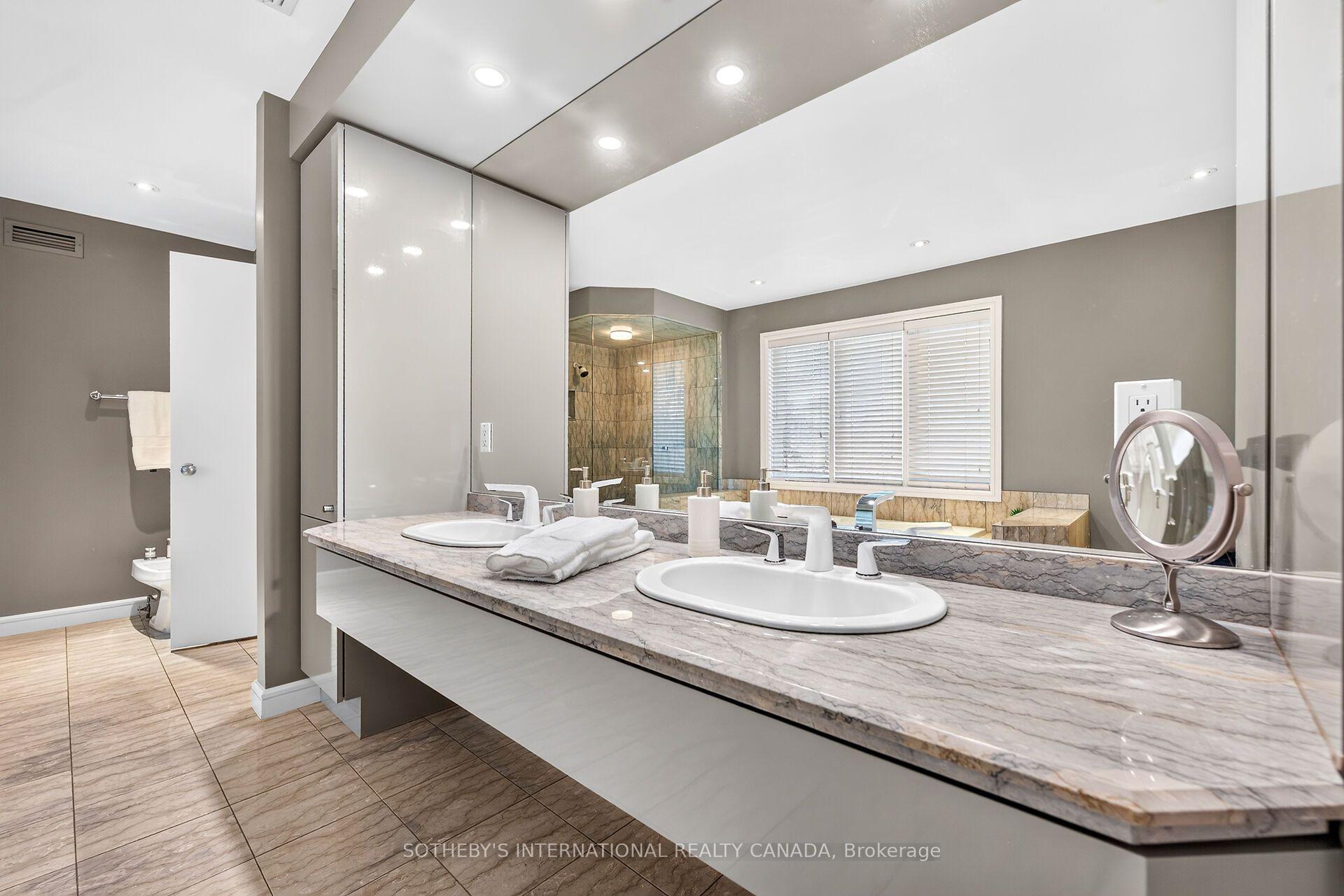 Photo 31 of 2 Anslow Court, Hamilton, Dundas — HOMEH