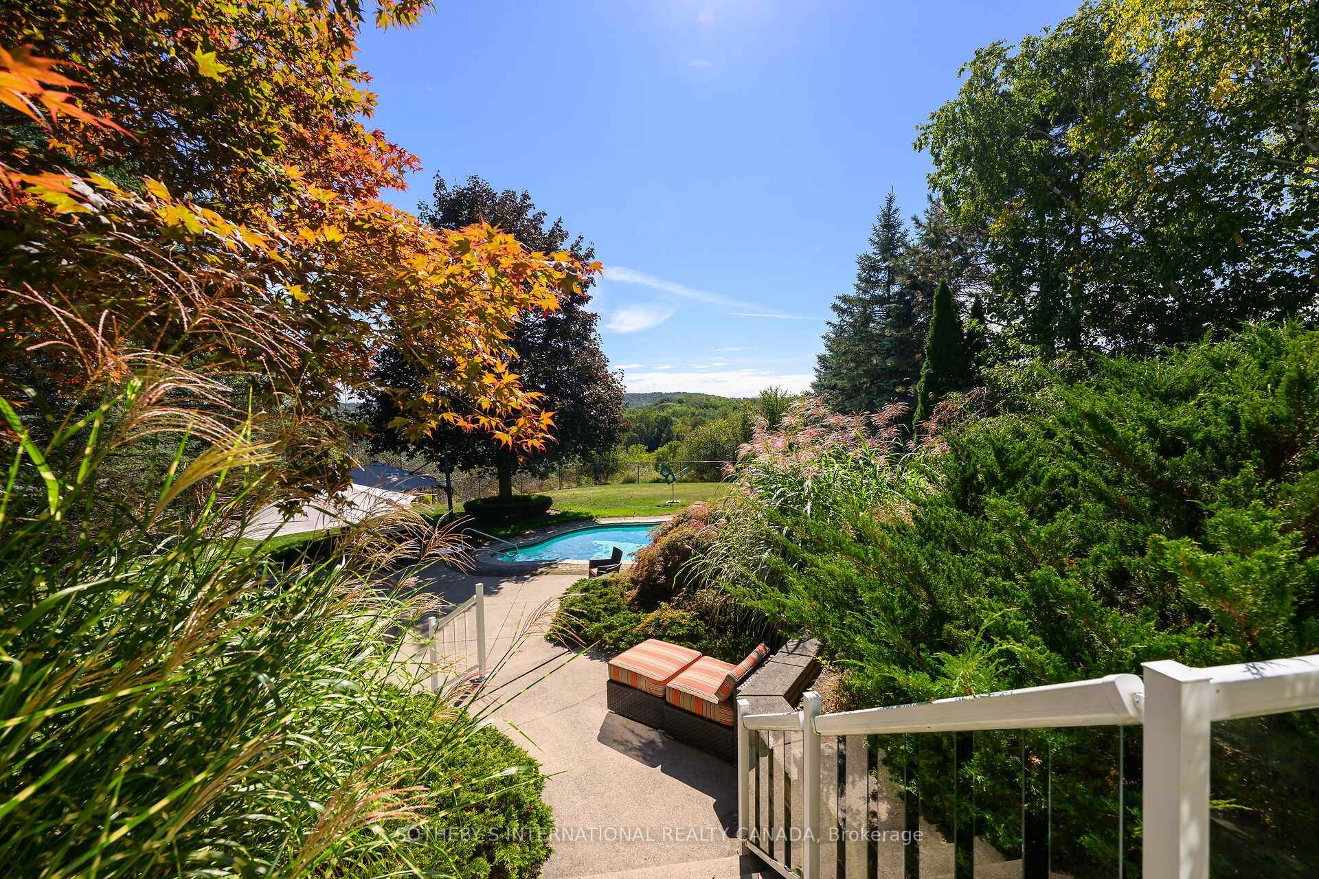 Photo 45 of 2 Anslow Court, Hamilton, Dundas — HOMEH