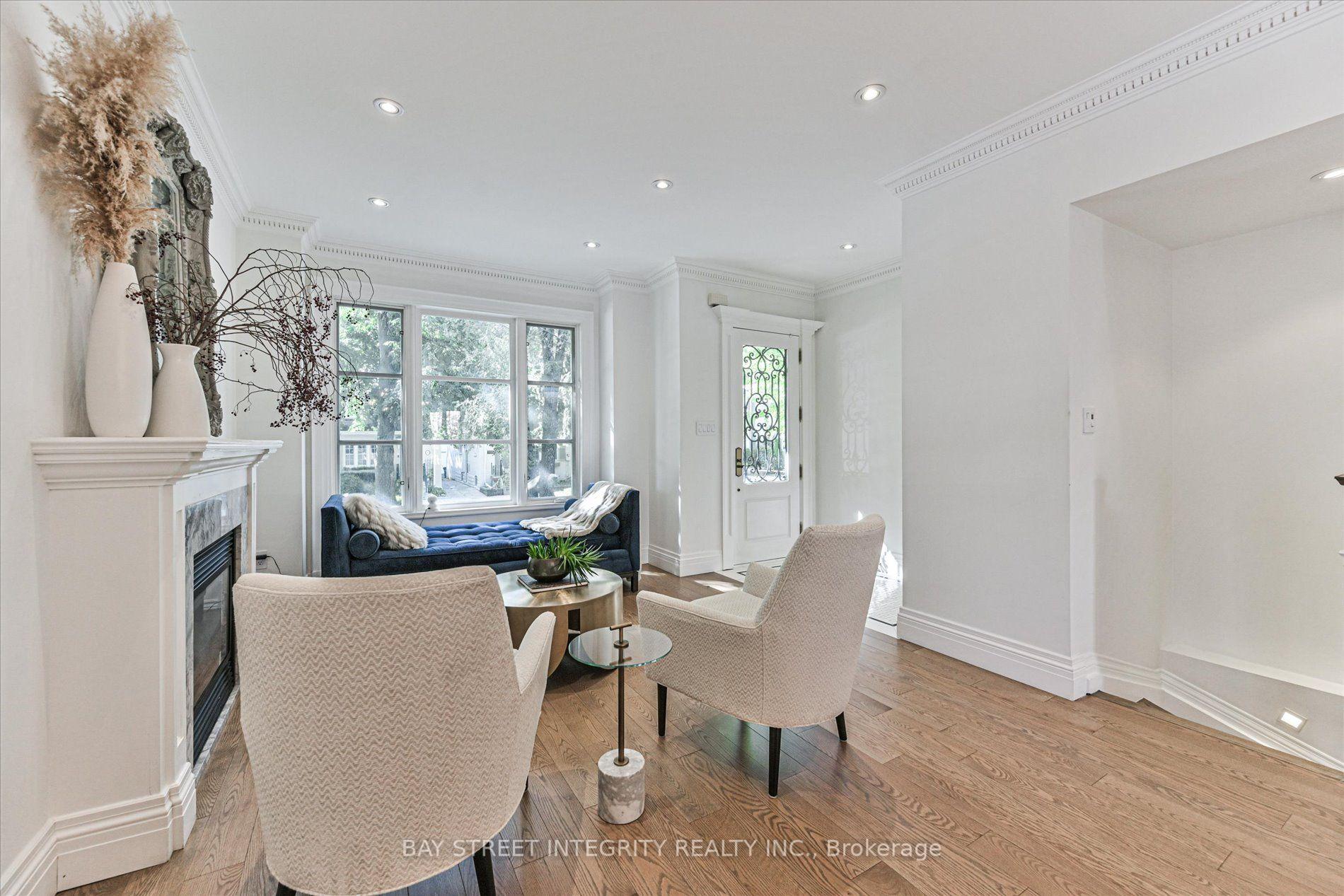 Photo 7 of 354 Old Orchard Grove, Toronto, Bedford Park-Nortown — HOMEH