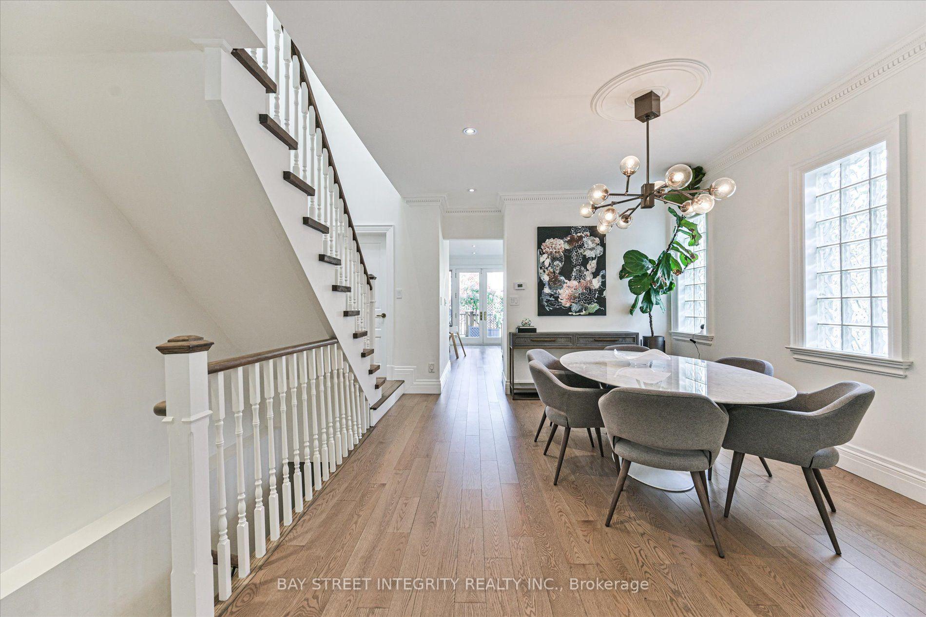 Photo 9 of 354 Old Orchard Grove, Toronto, Bedford Park-Nortown — HOMEH