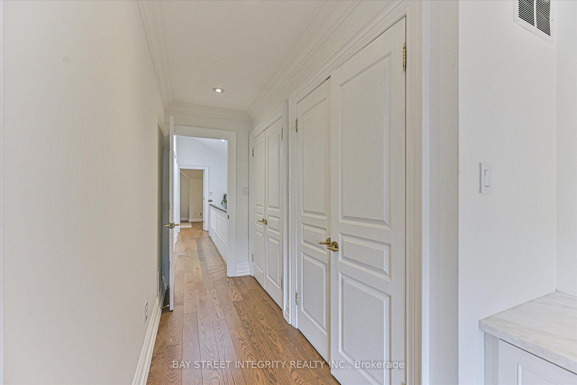 Photo 26 of 354 Old Orchard Grove, Toronto, Bedford Park-Nortown — HOMEH