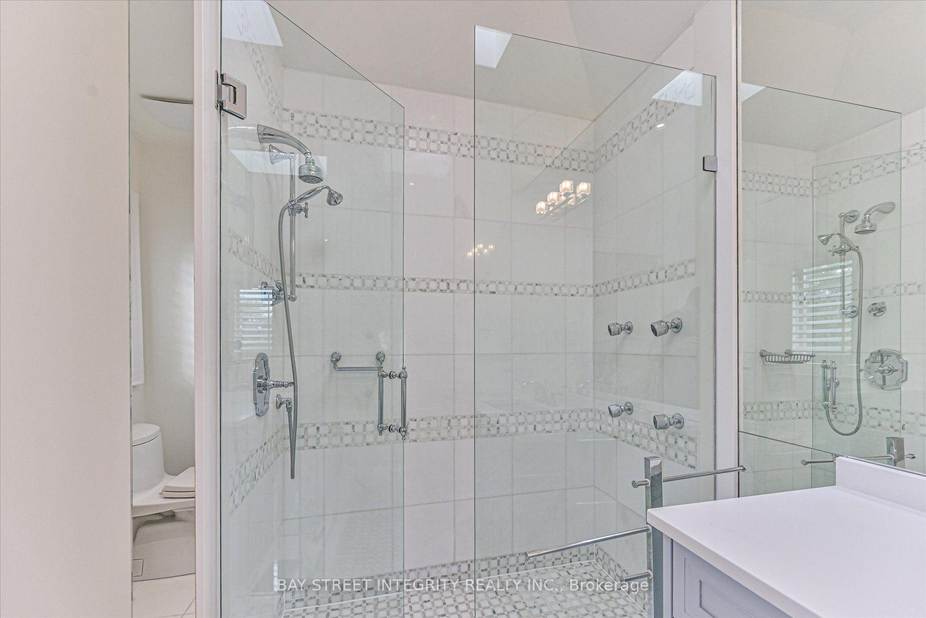 Photo 28 of 354 Old Orchard Grove, Toronto, Bedford Park-Nortown — HOMEH