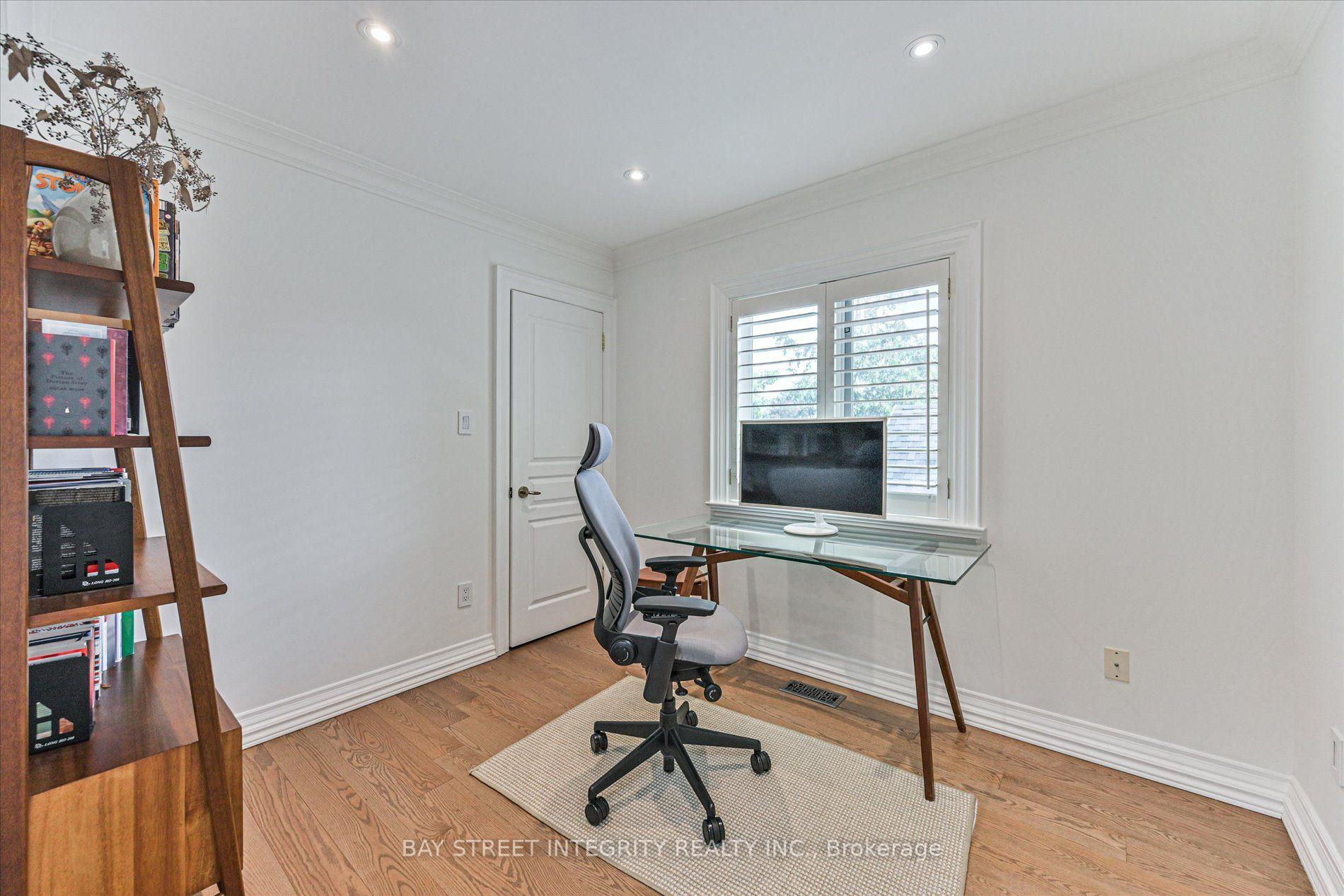 Photo 31 of 354 Old Orchard Grove, Toronto, Bedford Park-Nortown — HOMEH