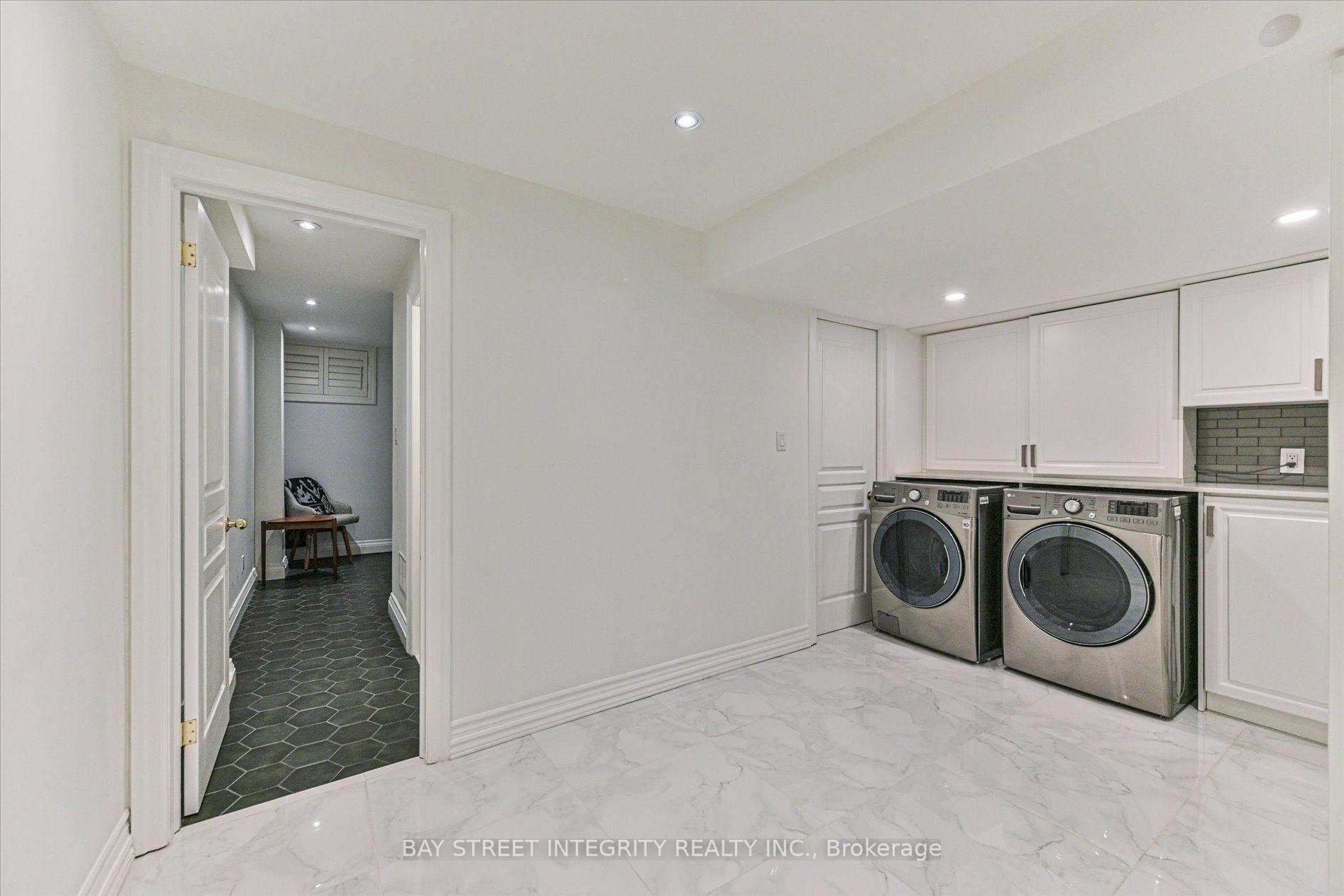 Photo 34 of 354 Old Orchard Grove, Toronto, Bedford Park-Nortown — HOMEH