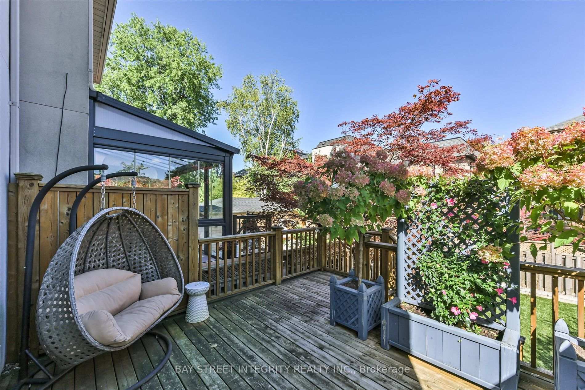 Photo 39 of 354 Old Orchard Grove, Toronto, Bedford Park-Nortown — HOMEH