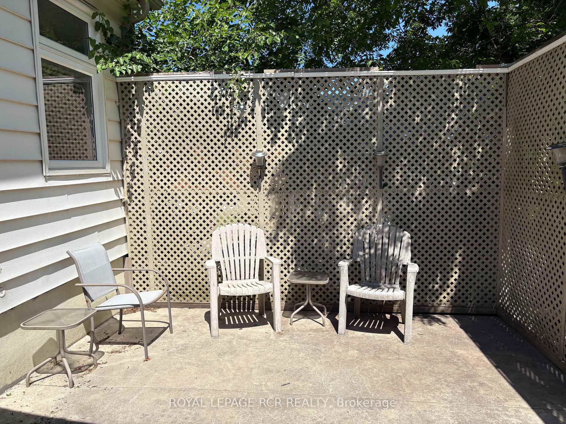 Photo 41 of 65 Donald Street, Barrie, Queen's Park — HOMEH