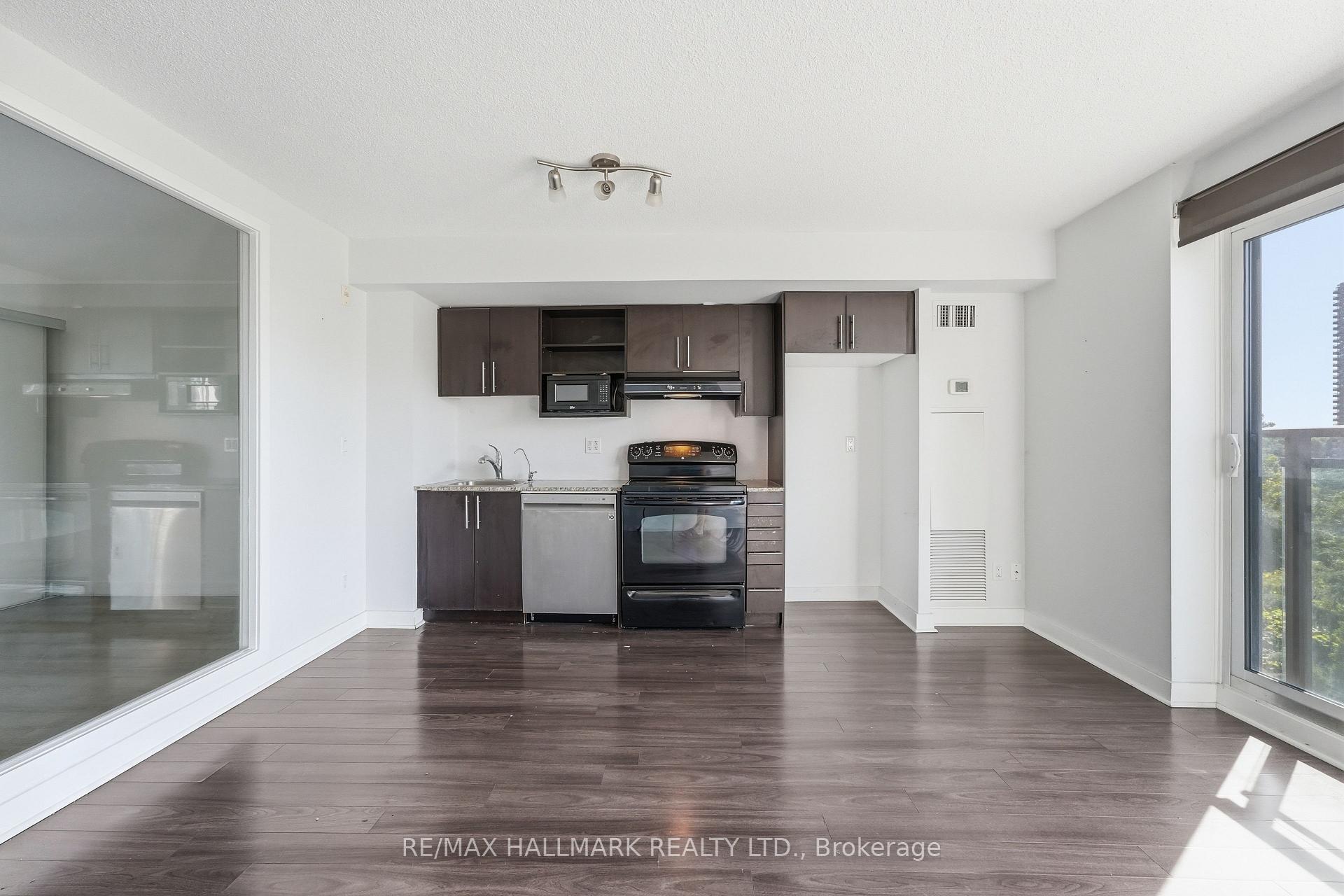 Photo 6 of Unit 417, 120 Dallimore Circle, North York, Banbury-Don Mills — HOMEH