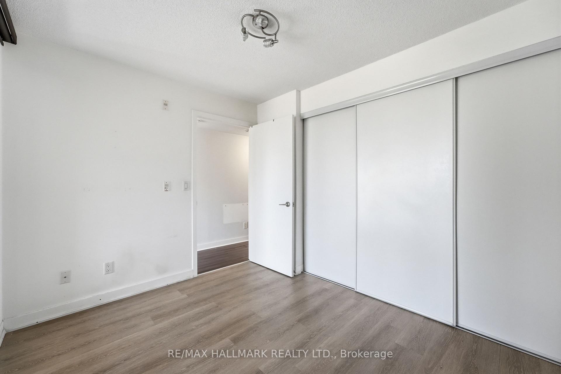 Photo 9 of Unit 417, 120 Dallimore Circle, North York, Banbury-Don Mills — HOMEH