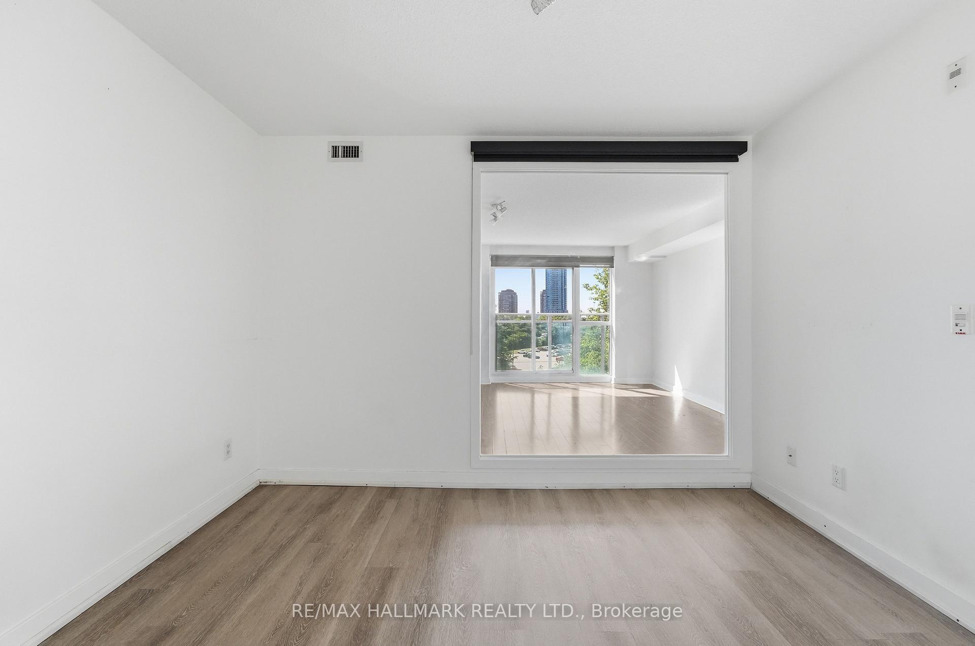 Photo 11 of Unit 417, 120 Dallimore Circle, North York, Banbury-Don Mills — HOMEH