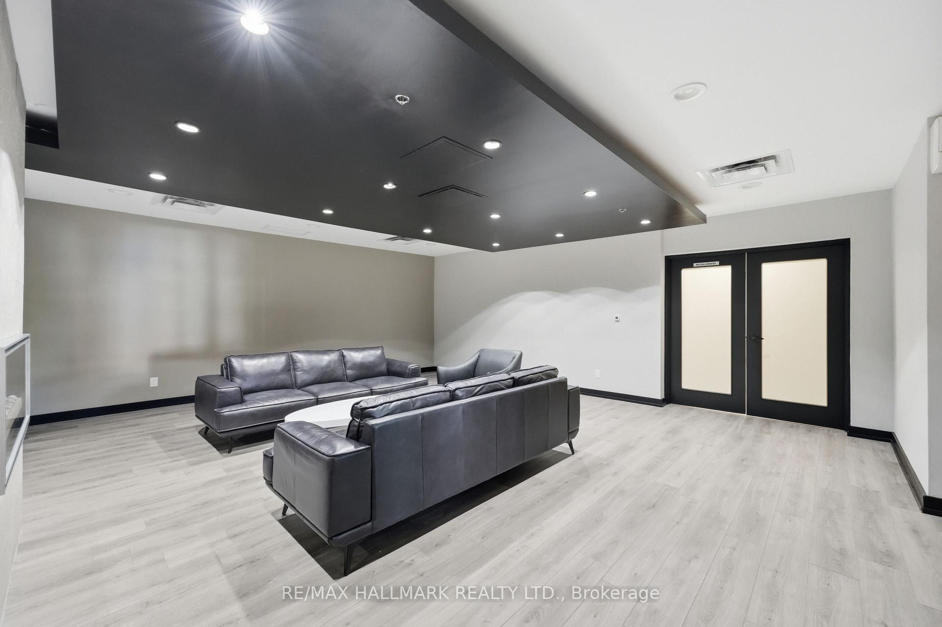 Photo 20 of Unit 417, 120 Dallimore Circle, North York, Banbury-Don Mills — HOMEH
