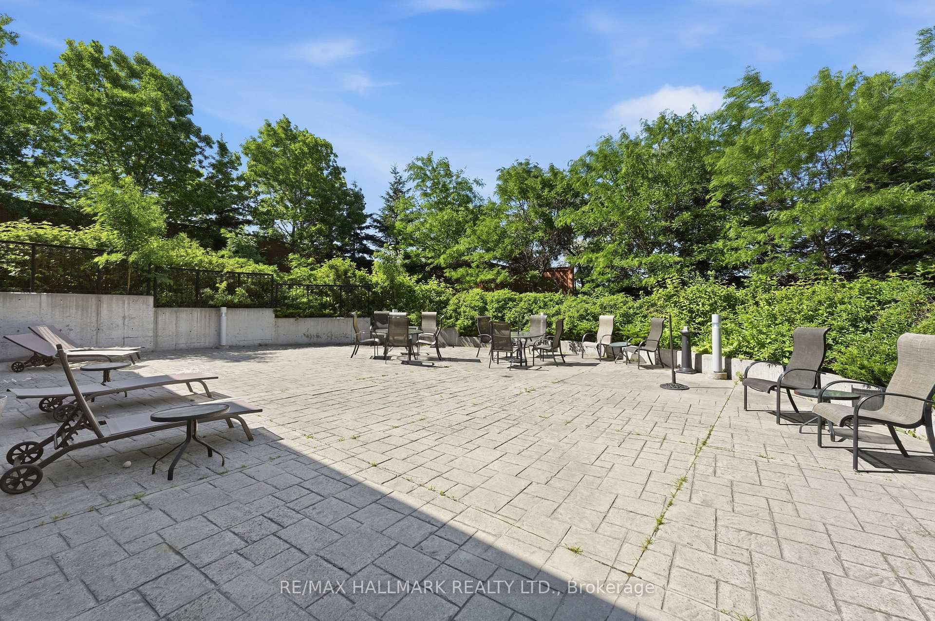Photo 32 of Unit 417, 120 Dallimore Circle, North York, Banbury-Don Mills — HOMEH