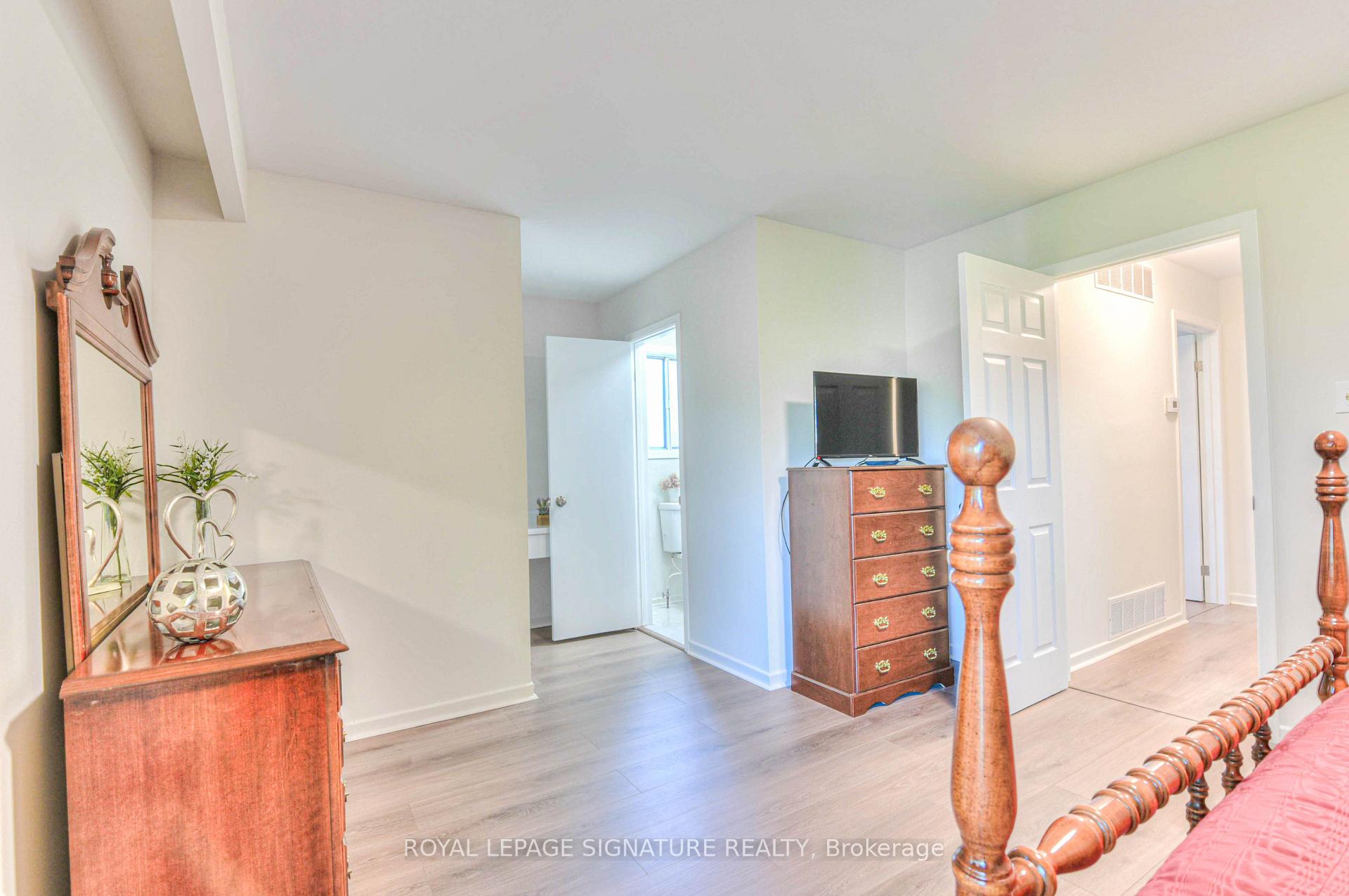 Photo 28 of 132 Valdor Drive, Scarborough, Agincourt North — HOMEH