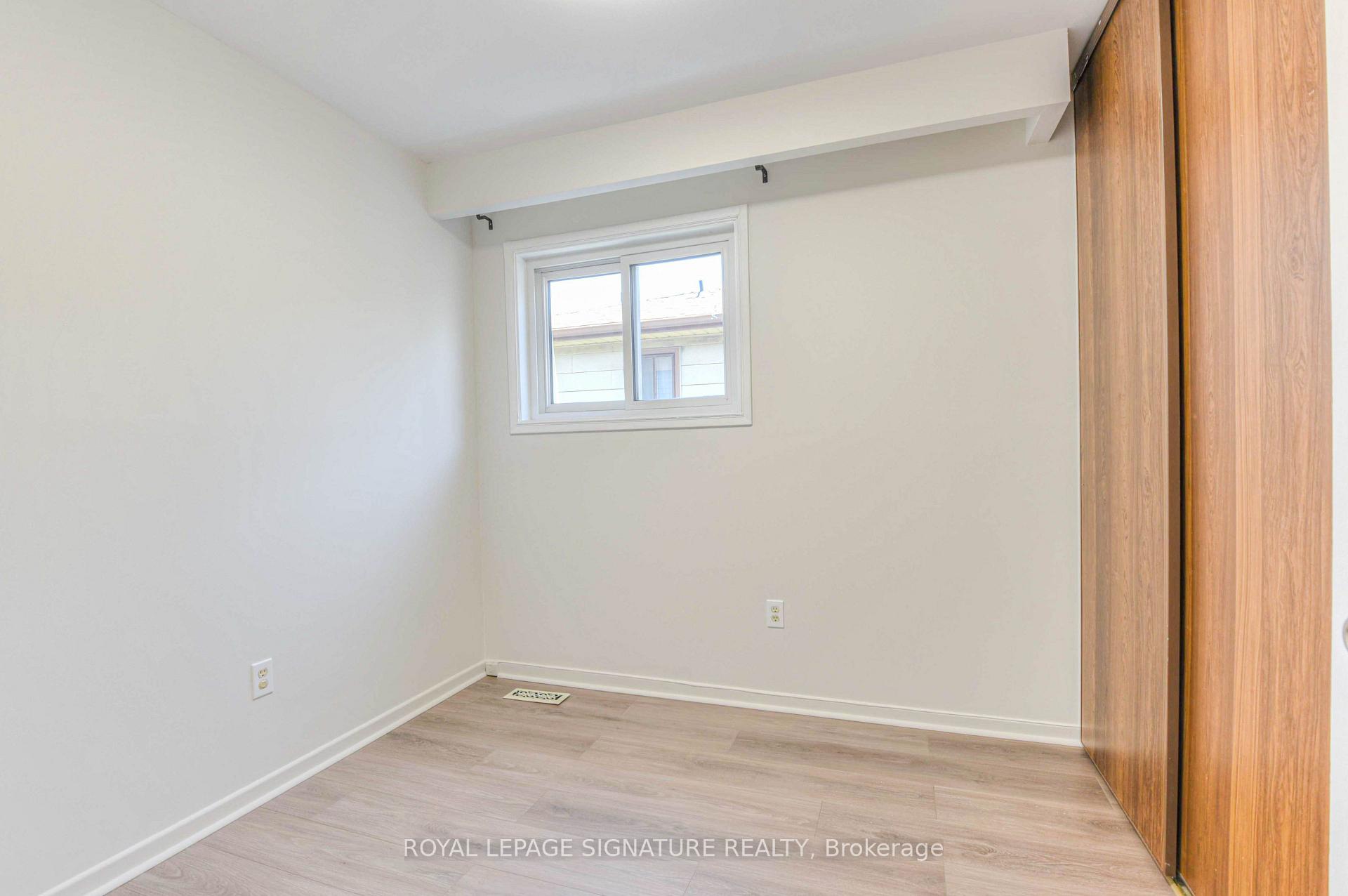 Photo 37 of 132 Valdor Drive, Scarborough, Agincourt North — HOMEH