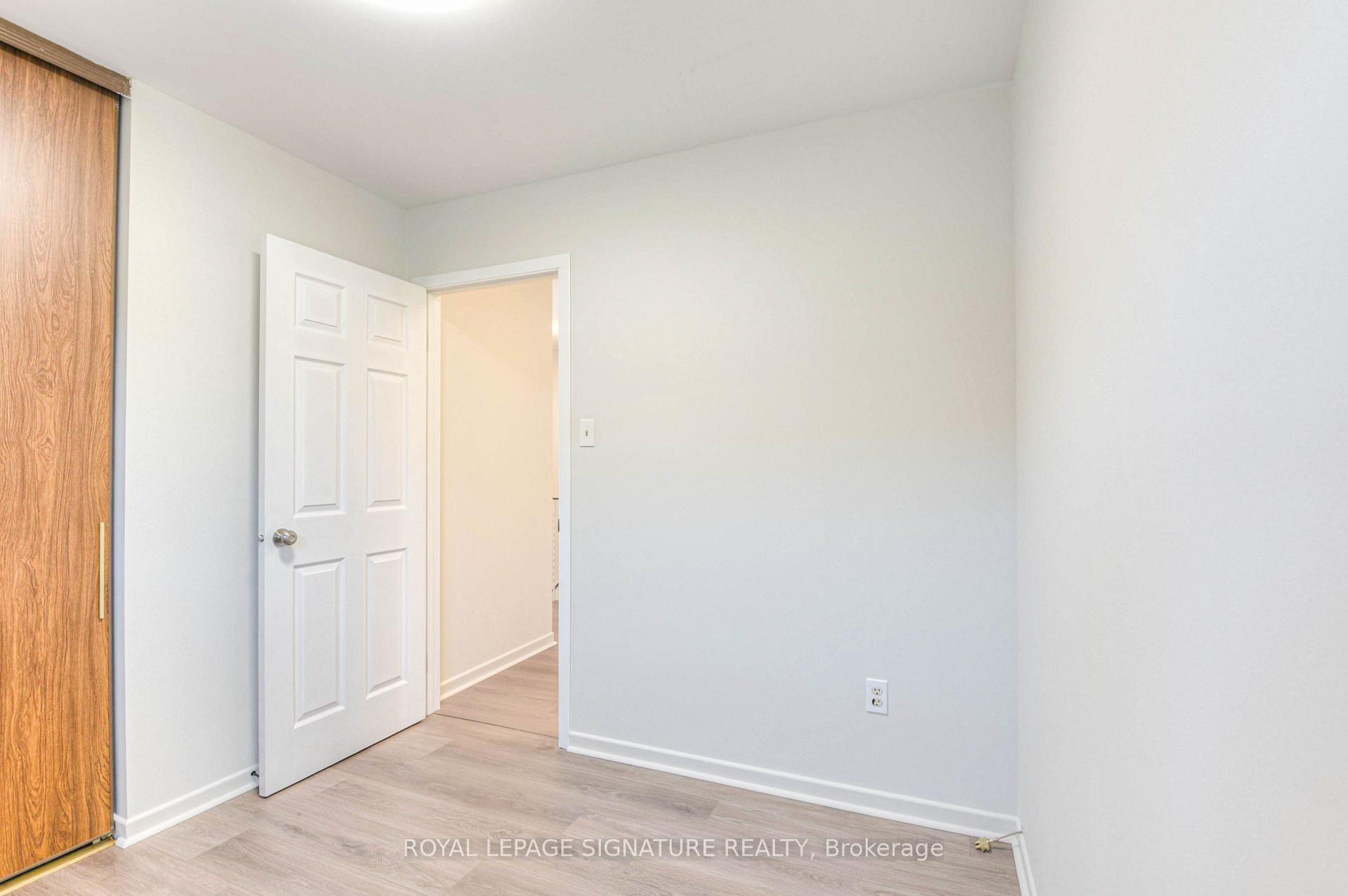 Photo 38 of 132 Valdor Drive, Scarborough, Agincourt North — HOMEH