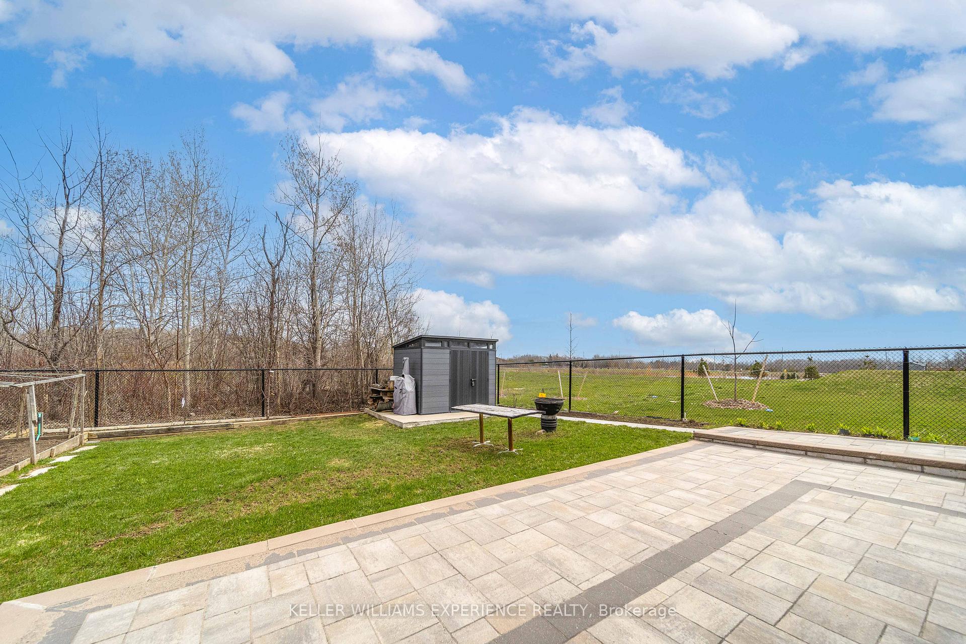 Photo 2 of 1601 Emberton Way, Innisfil, Alcona — HOMEH