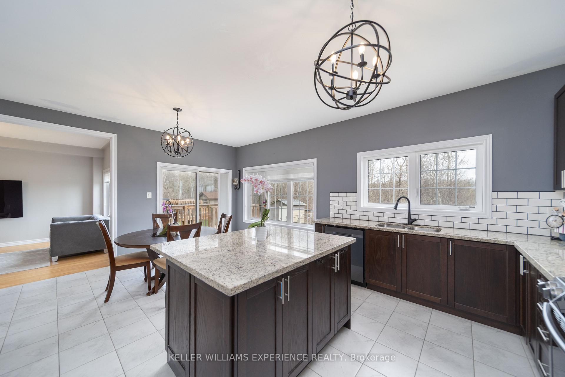 Photo 6 of 1601 Emberton Way, Innisfil, Alcona — HOMEH