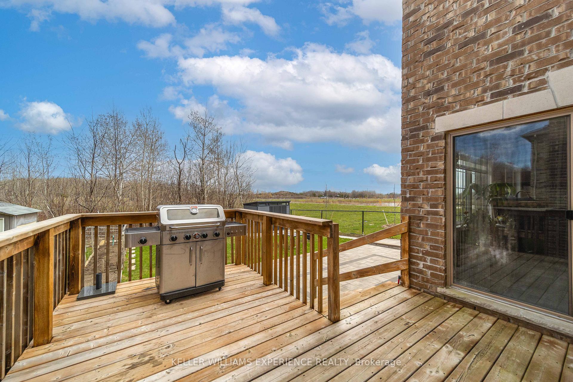 Photo 21 of 1601 Emberton Way, Innisfil, Alcona — HOMEH
