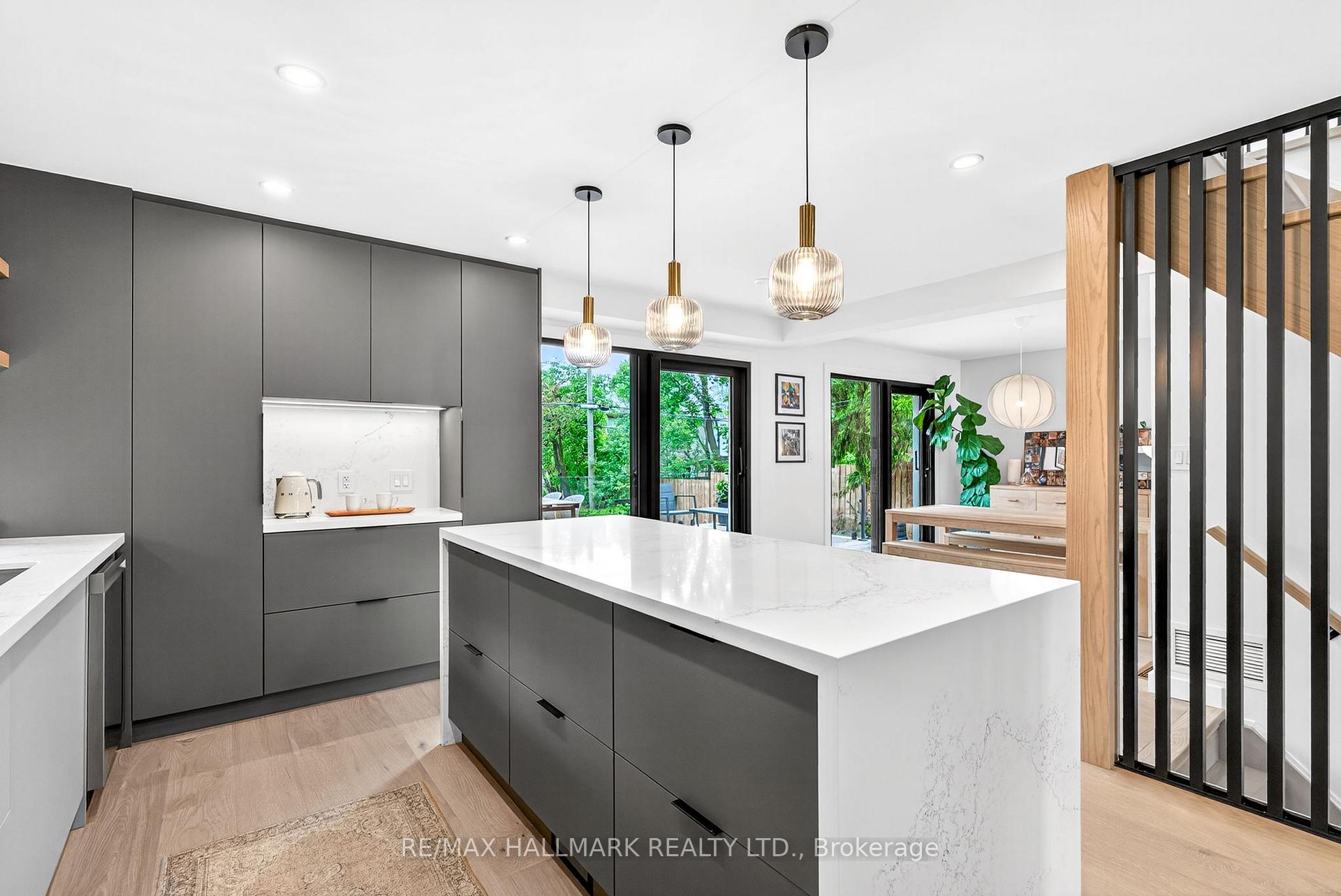 Photo 15 of 225 Catalina Drive, Scarborough, Guildwood — HOMEH