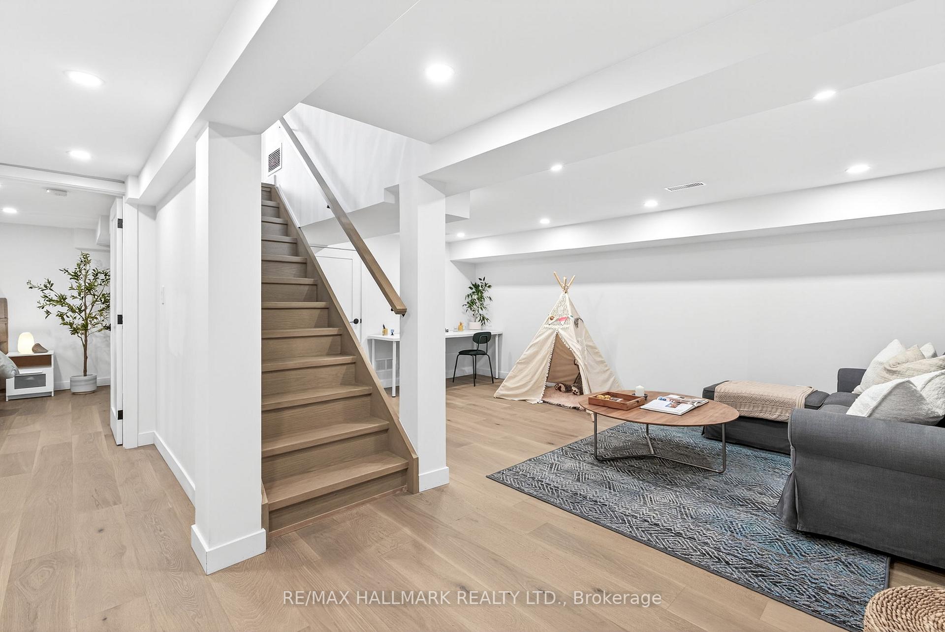 Photo 33 of 225 Catalina Drive, Scarborough, Guildwood — HOMEH