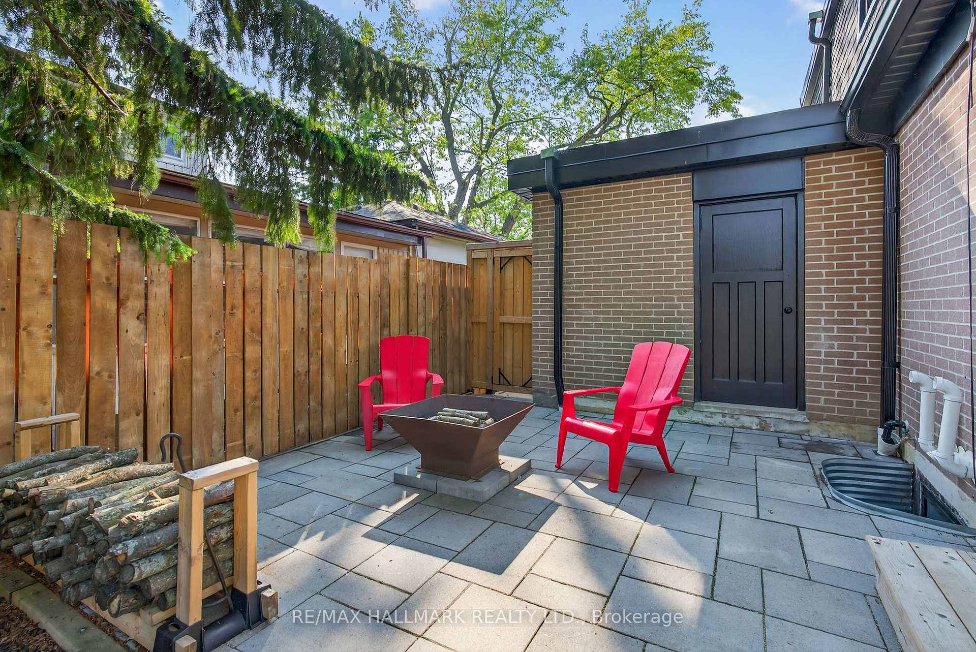 Photo 45 of 225 Catalina Drive, Scarborough, Guildwood — HOMEH