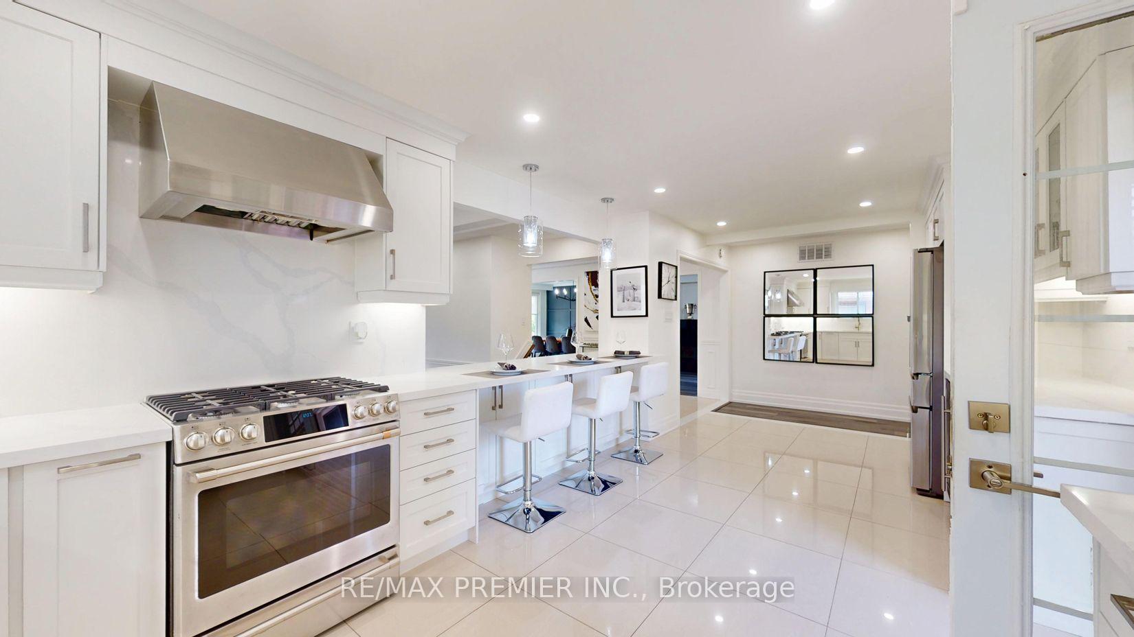 Photo 12 of 438 Woodbridge Avenue, Vaughan, West Woodbridge — HOMEH