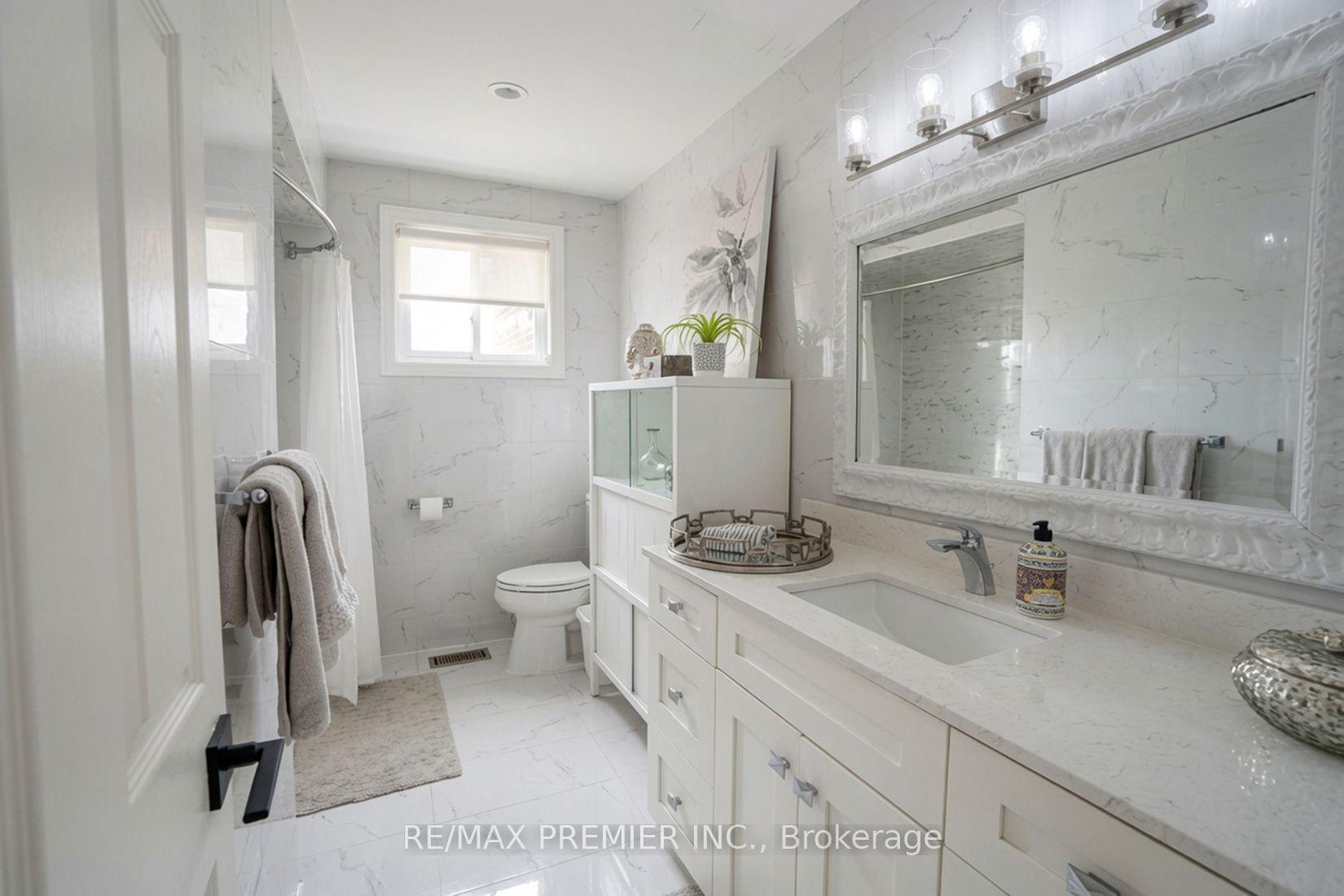Photo 18 of 438 Woodbridge Avenue, Vaughan, West Woodbridge — HOMEH