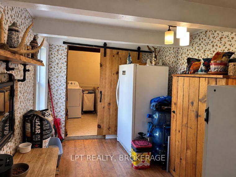 Photo 18 of 408 Chipmunk Ridge Road, Loyalist, Lennox and Addington - South — HOMEH