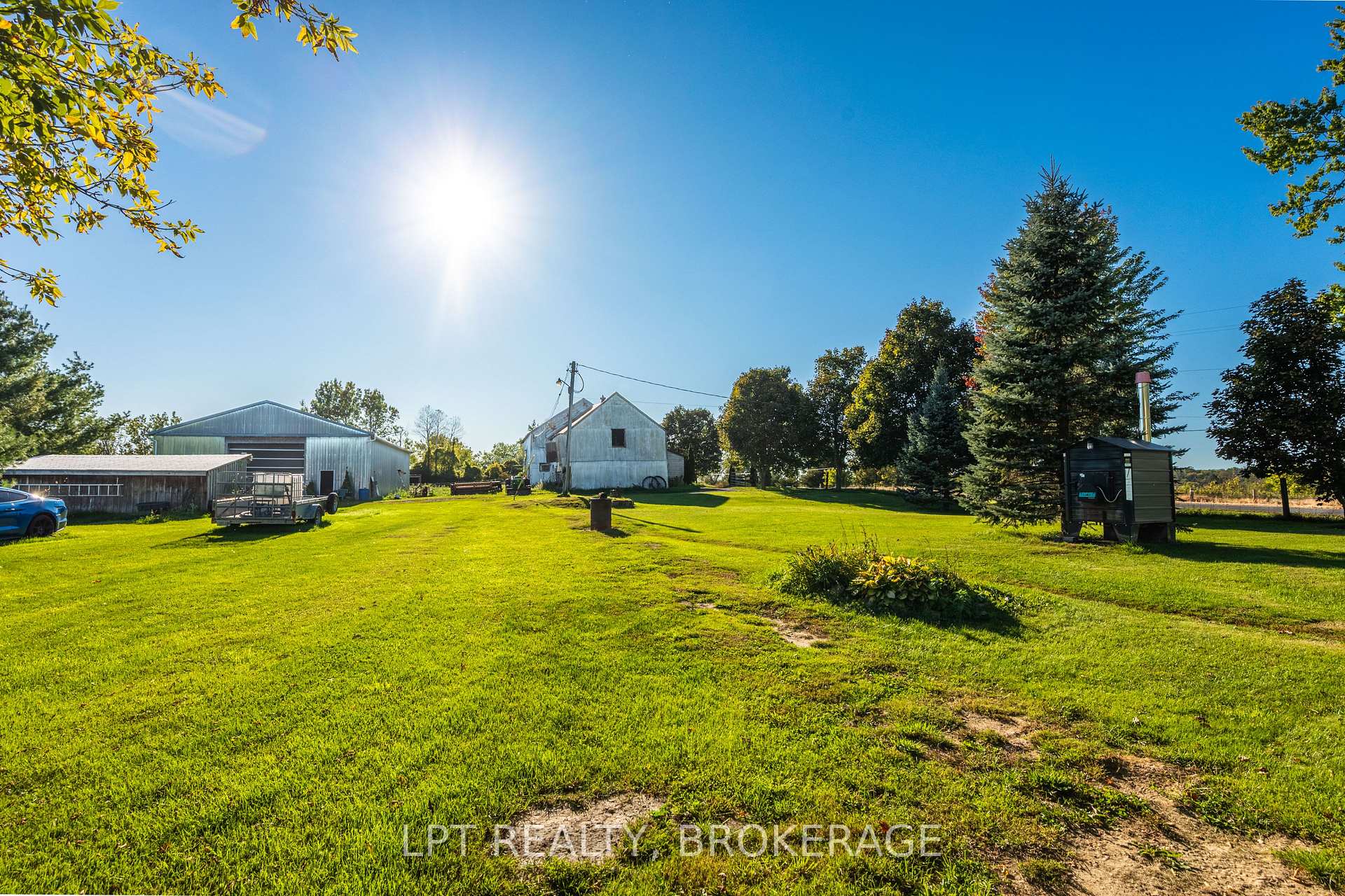 Photo 43 of 408 Chipmunk Ridge Road, Loyalist, Lennox and Addington - South — HOMEH