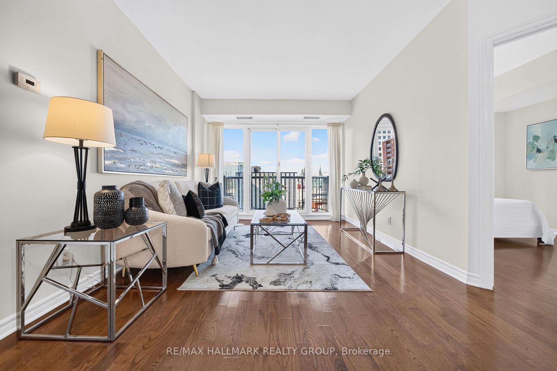 Photo of Unit 1405, 200 Rideau Street