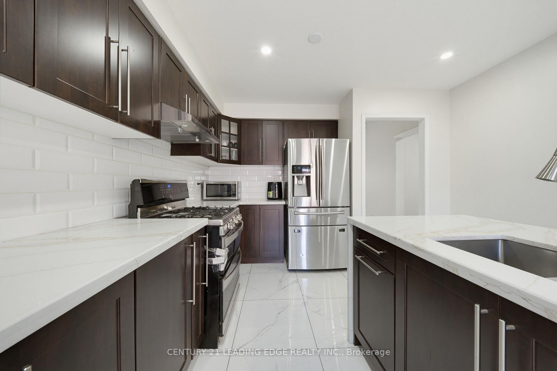 Photo 16 of 2353 Wildwood Crescent, Pickering, Brock Ridge — HOMEH