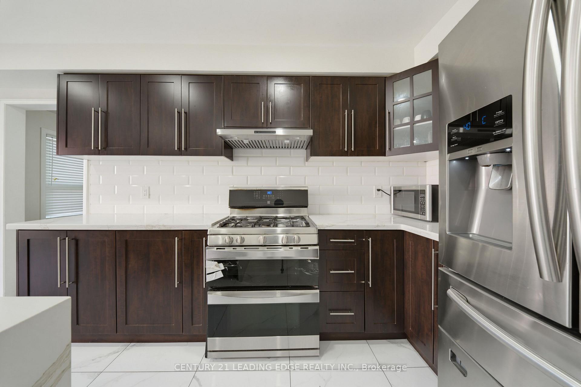 Photo 17 of 2353 Wildwood Crescent, Pickering, Brock Ridge — HOMEH