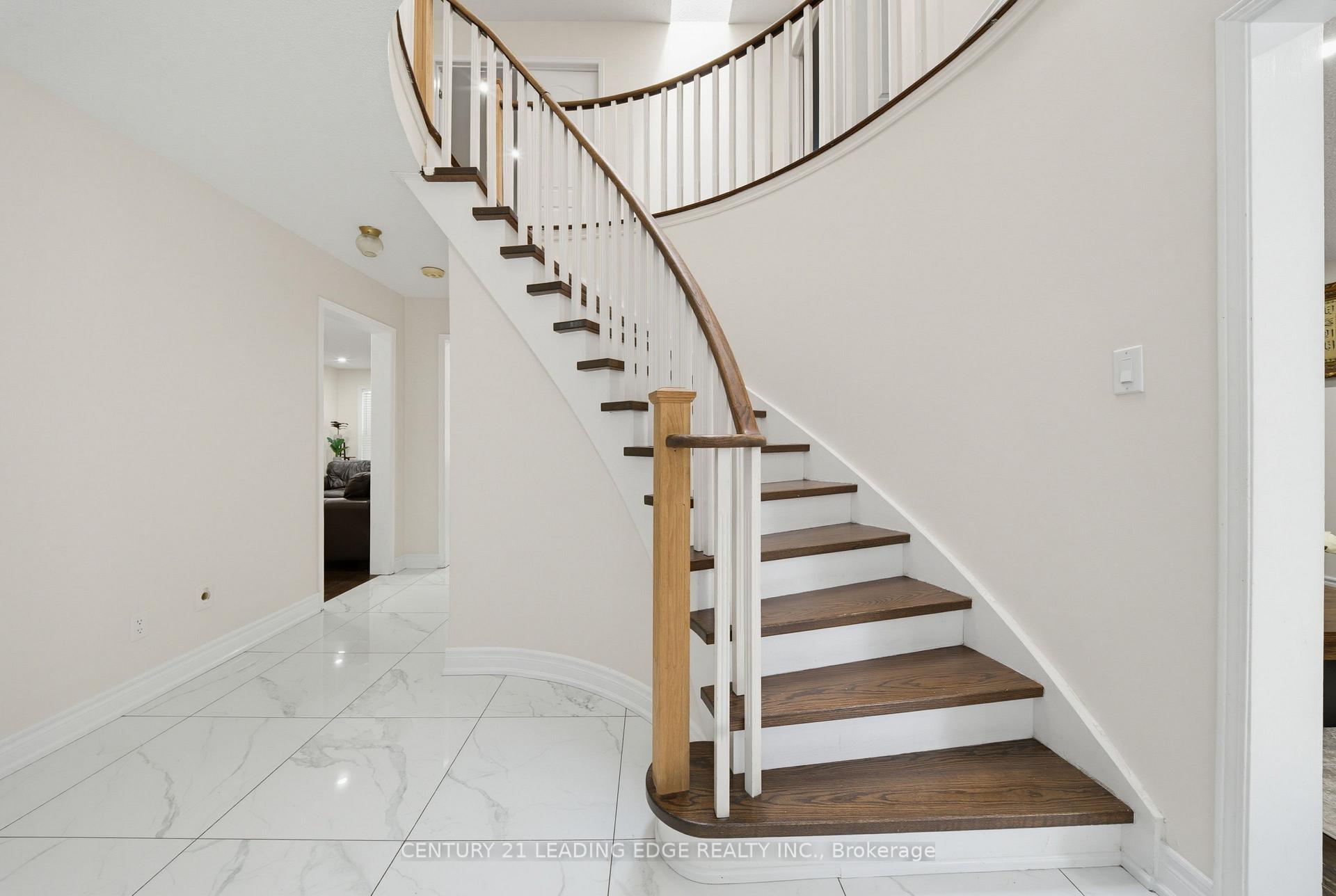 Photo 22 of 2353 Wildwood Crescent, Pickering, Brock Ridge — HOMEH