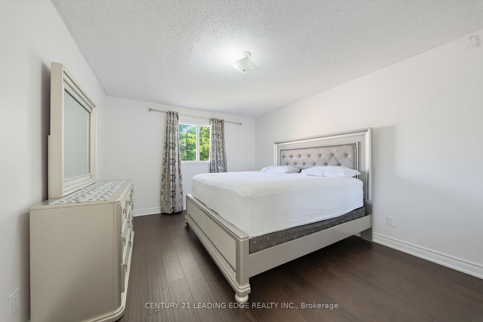 Photo 32 of 2353 Wildwood Crescent, Pickering, Brock Ridge — HOMEH