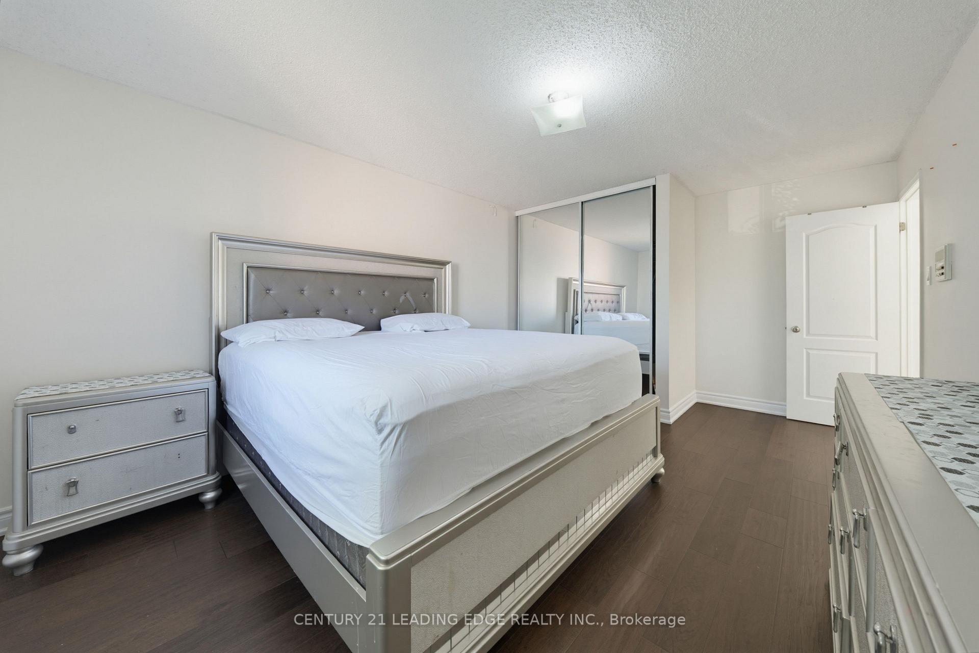 Photo 33 of 2353 Wildwood Crescent, Pickering, Brock Ridge — HOMEH