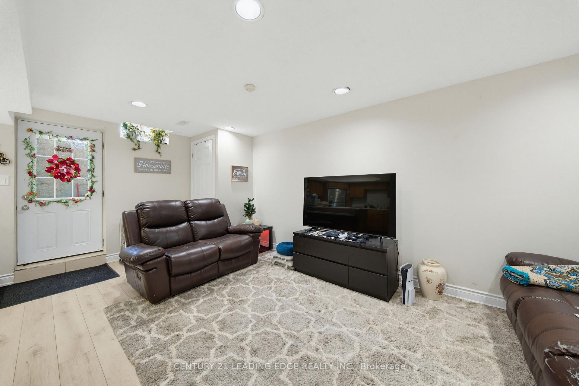 Photo 44 of 2353 Wildwood Crescent, Pickering, Brock Ridge — HOMEH
